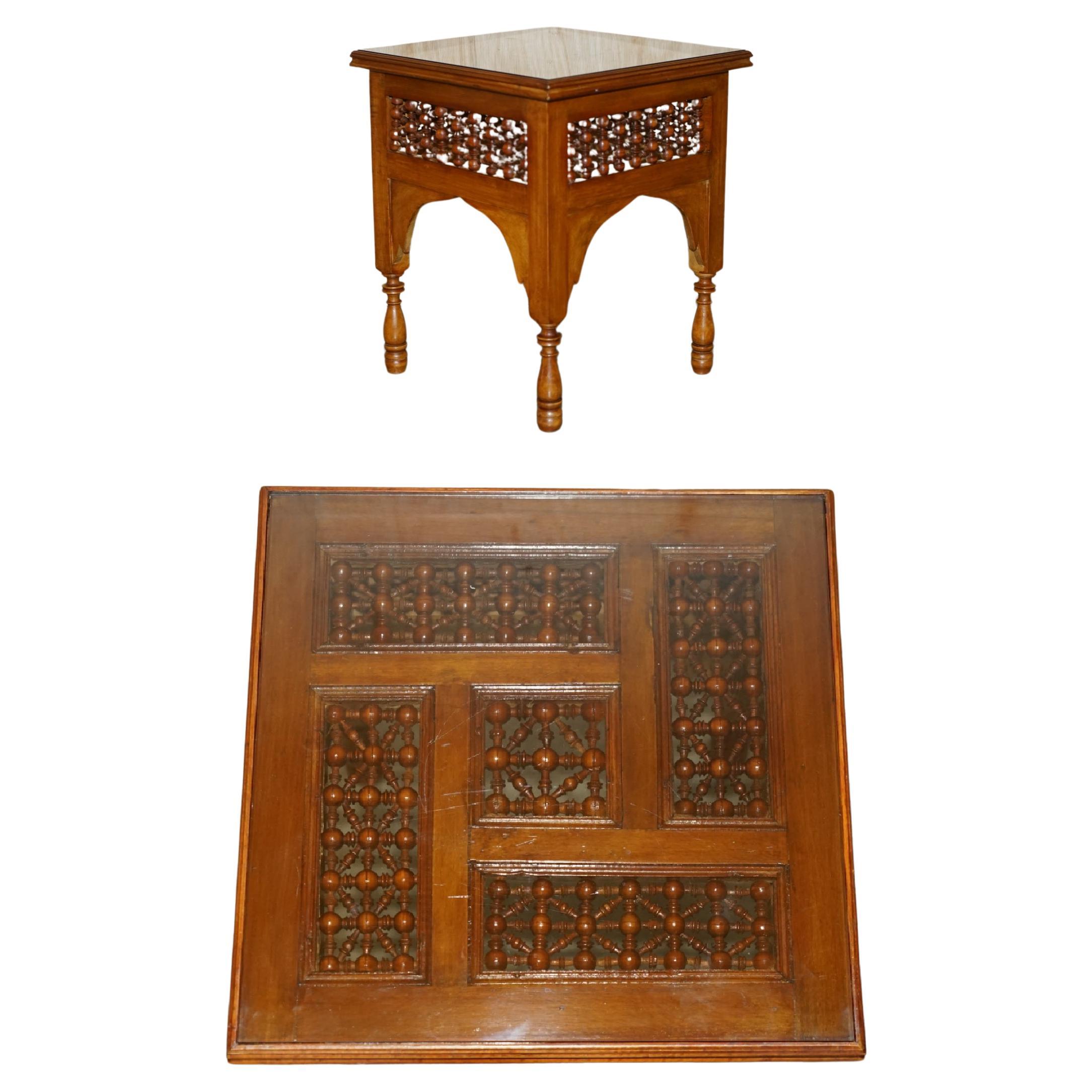 NICE 19TH CENTURY HAND CARVED LIBERTY'S LONDON MOORISH SiDE END LAMP WINE TABLe For Sale