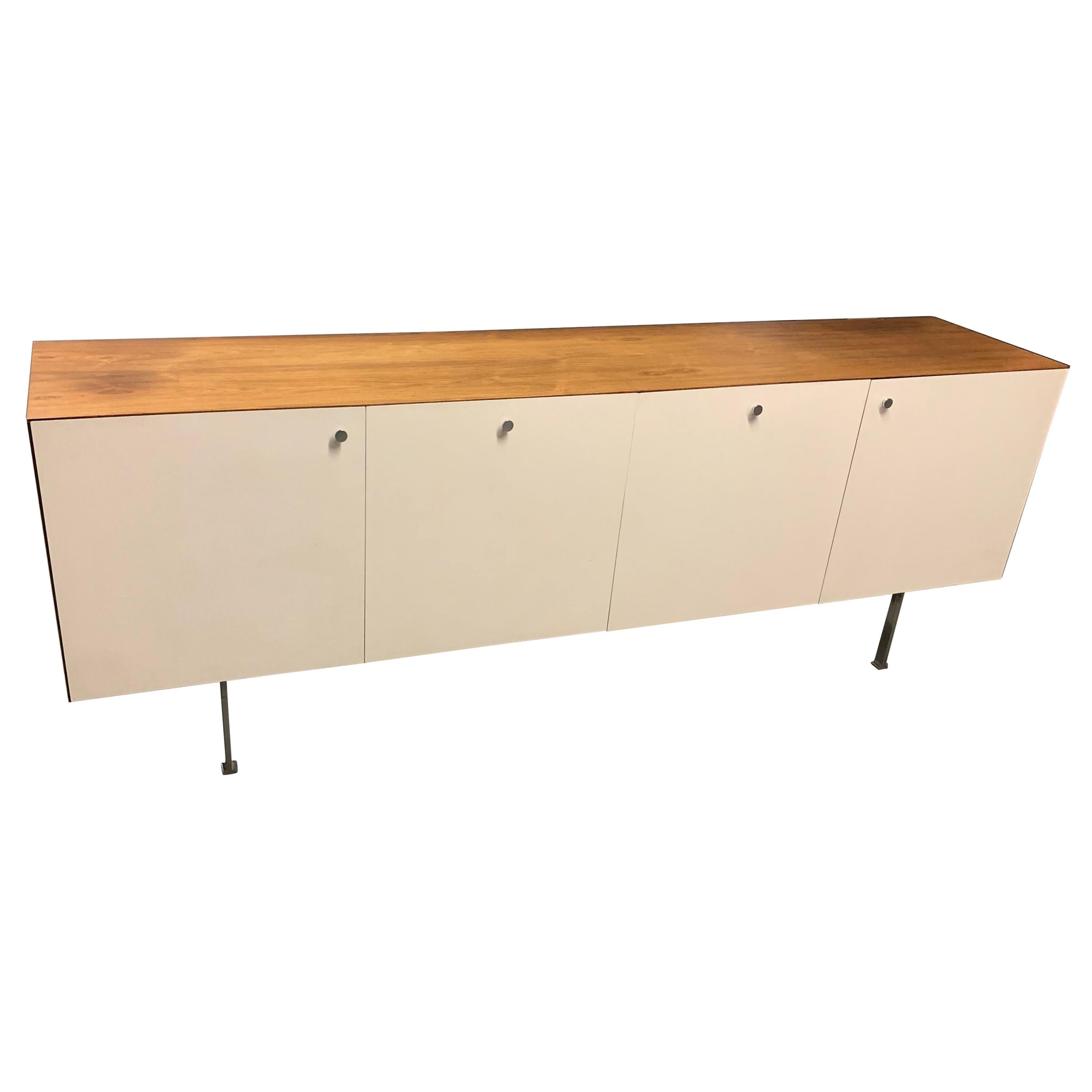 Schönes und elegantes Sideboard von Poul Norreklit für Georg Petersen im Angebot