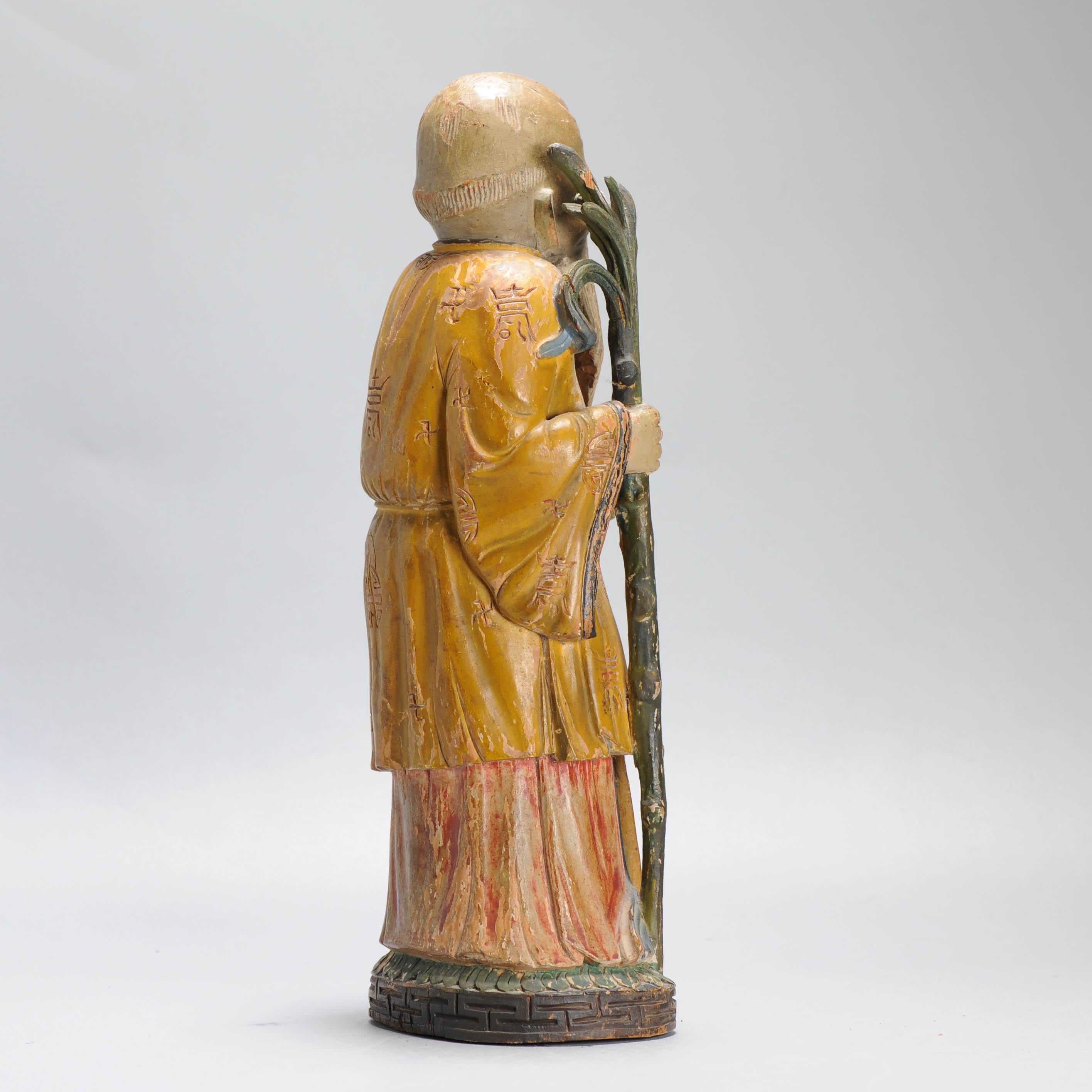 Bella e raffinata statua cinese in legno intagliato della pesca della longevità di Shou Lao in vendita 7
