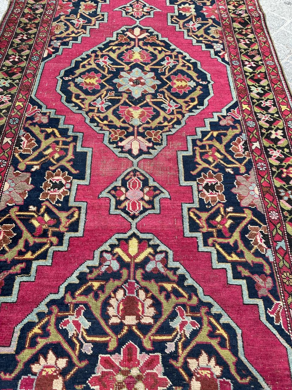 Beau tapis de course caucasien ancien Karabagh en vente 2