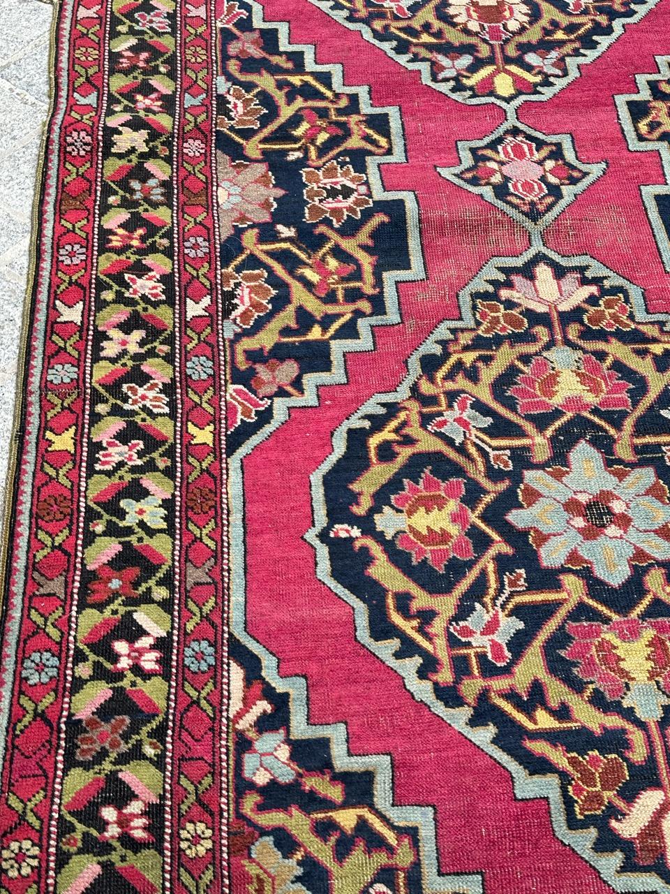 Beau tapis de course caucasien ancien Karabagh en vente 4