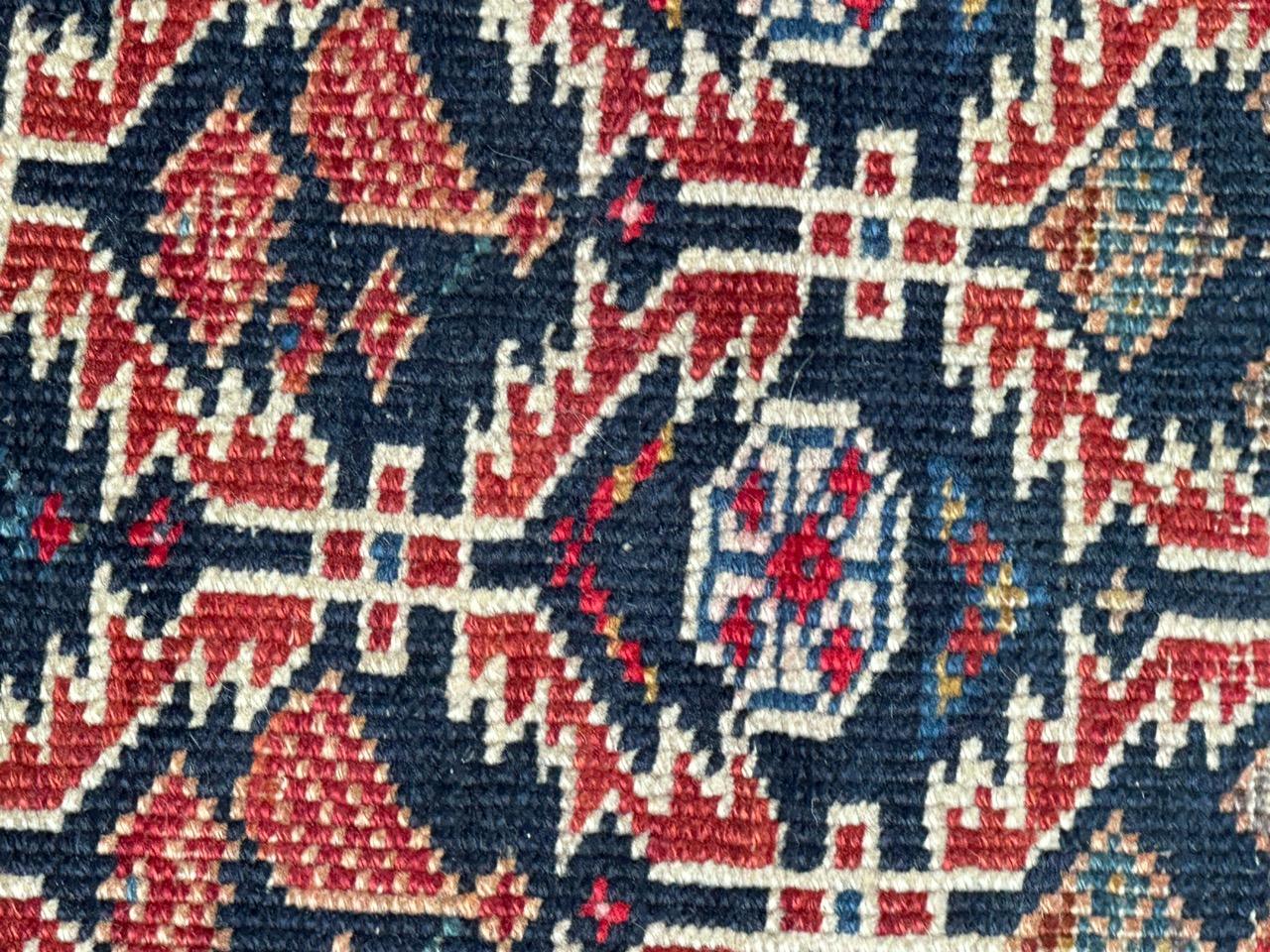 Beau tapis Shirwan caucasien ancien en vente 4