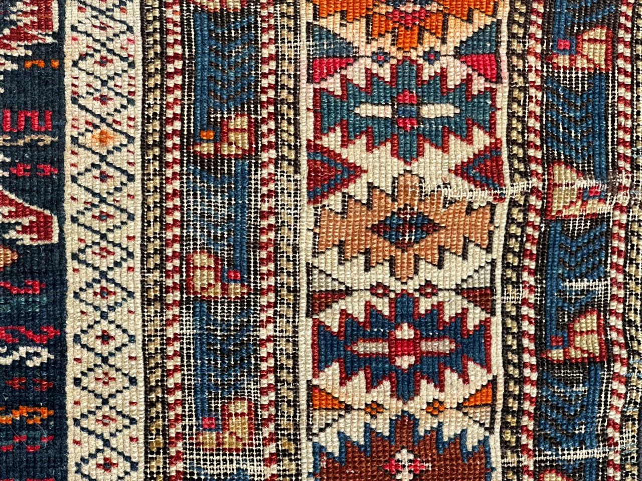 Beau tapis Shirwan caucasien ancien en vente 10