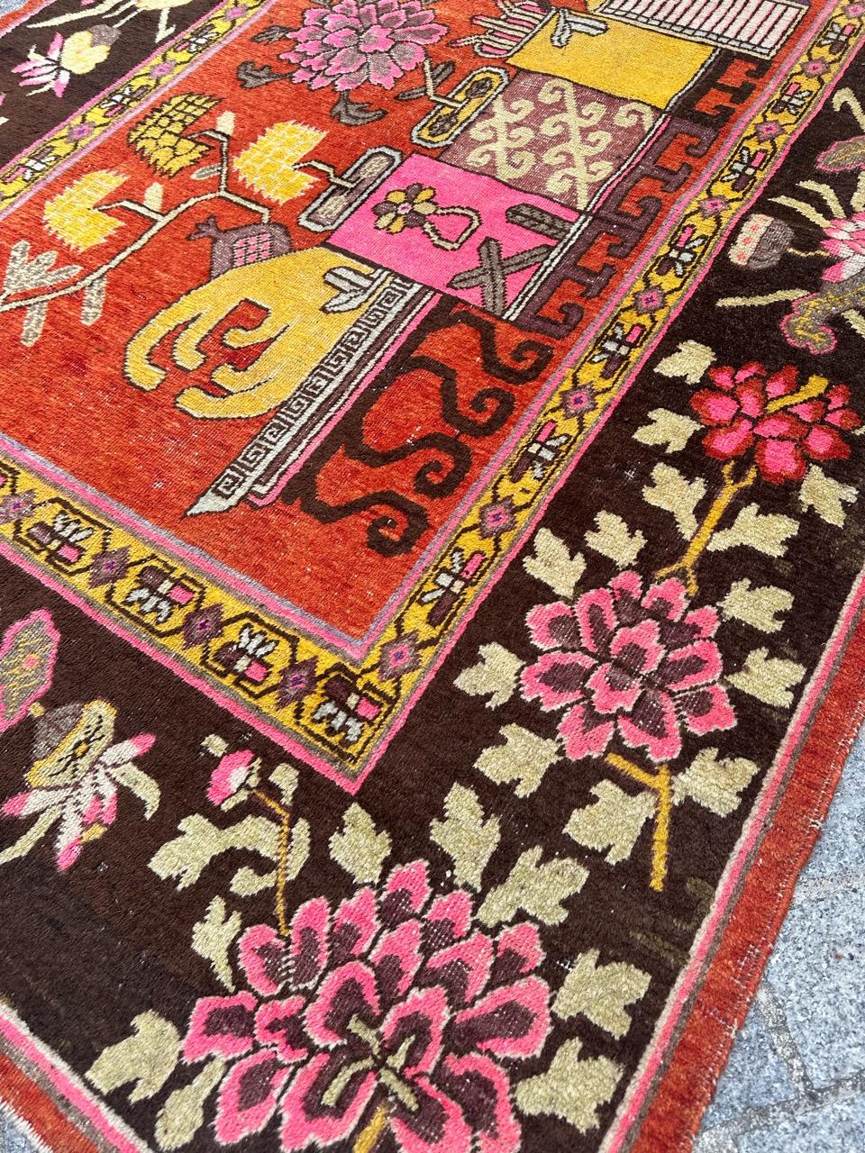 Bobyrug's Schöner antiker chinesischer Khotan-Teppich  im Angebot 4