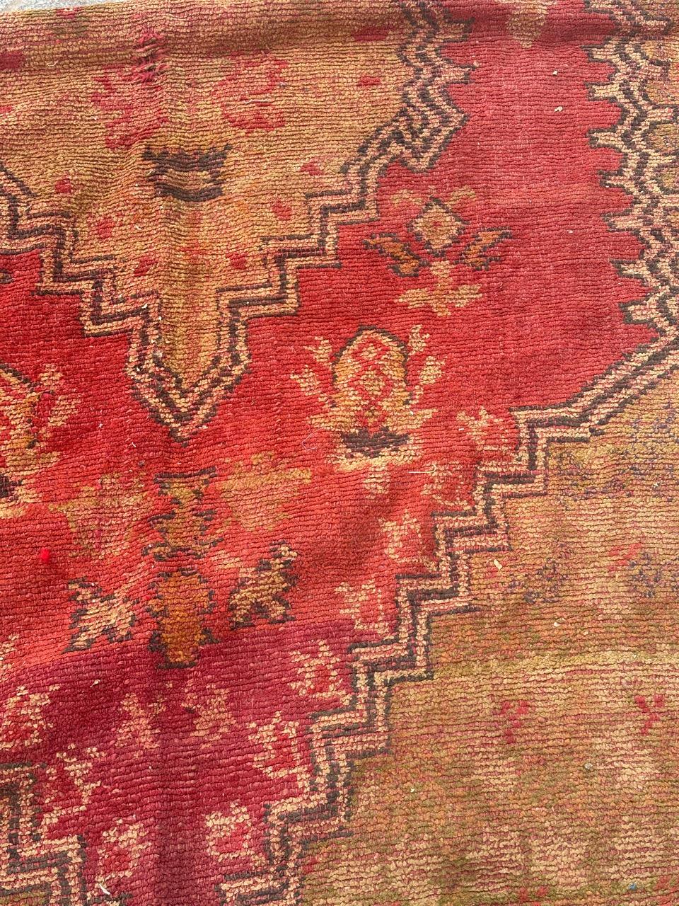 Nice antique distressed European rug oushak design For Sale 5