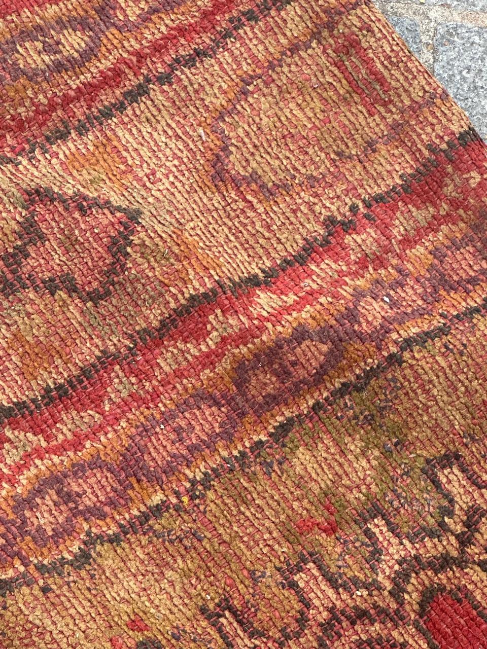 Nice antique distressed European rug oushak design For Sale 10