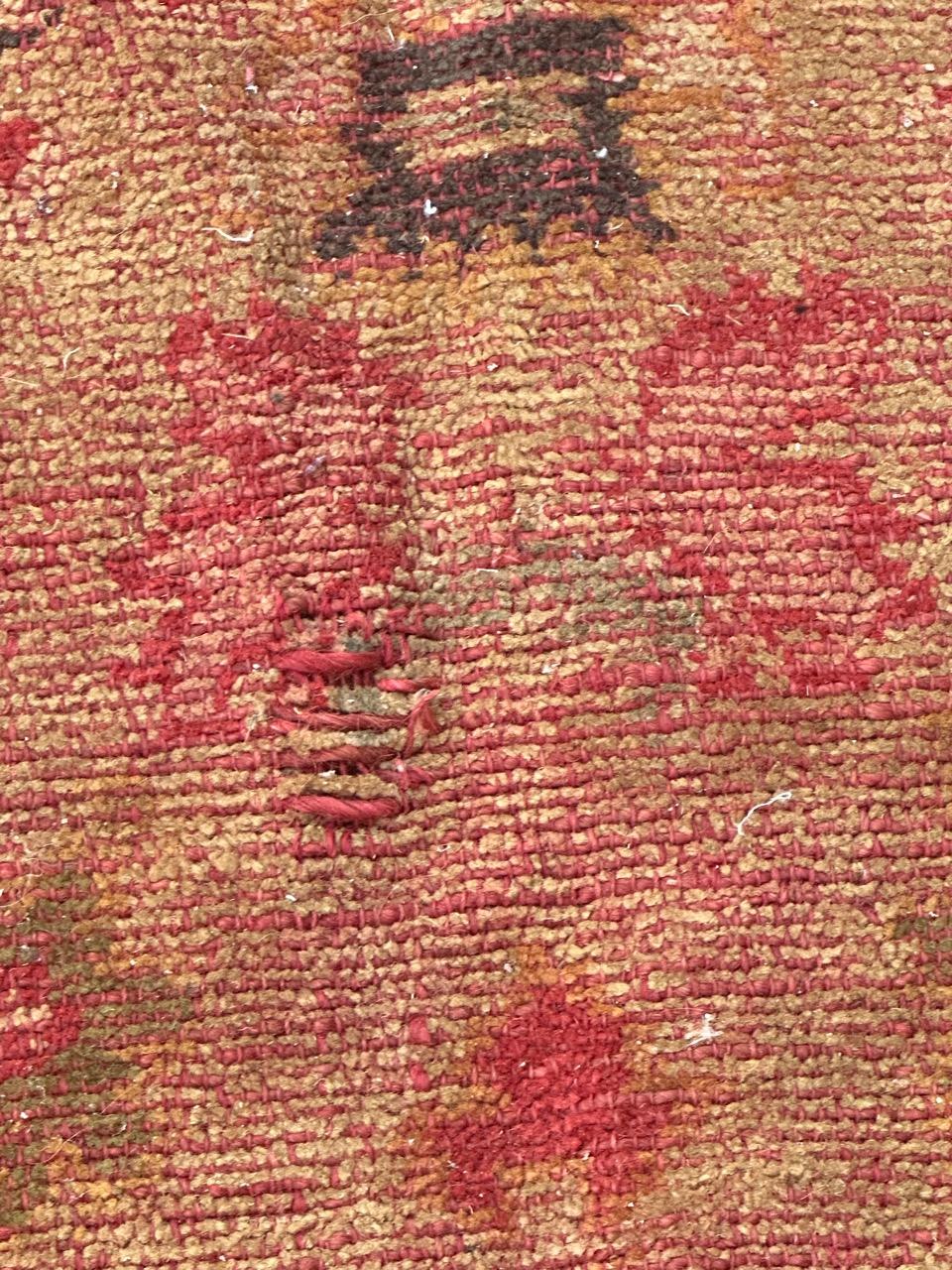 Nice antique distressed European rug oushak design For Sale 1