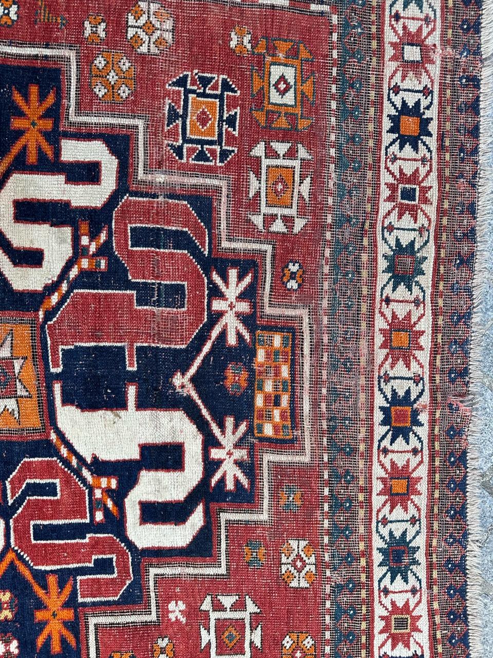 Bellissimo tappeto Kazak Chelaband antico e consumato in vendita 2