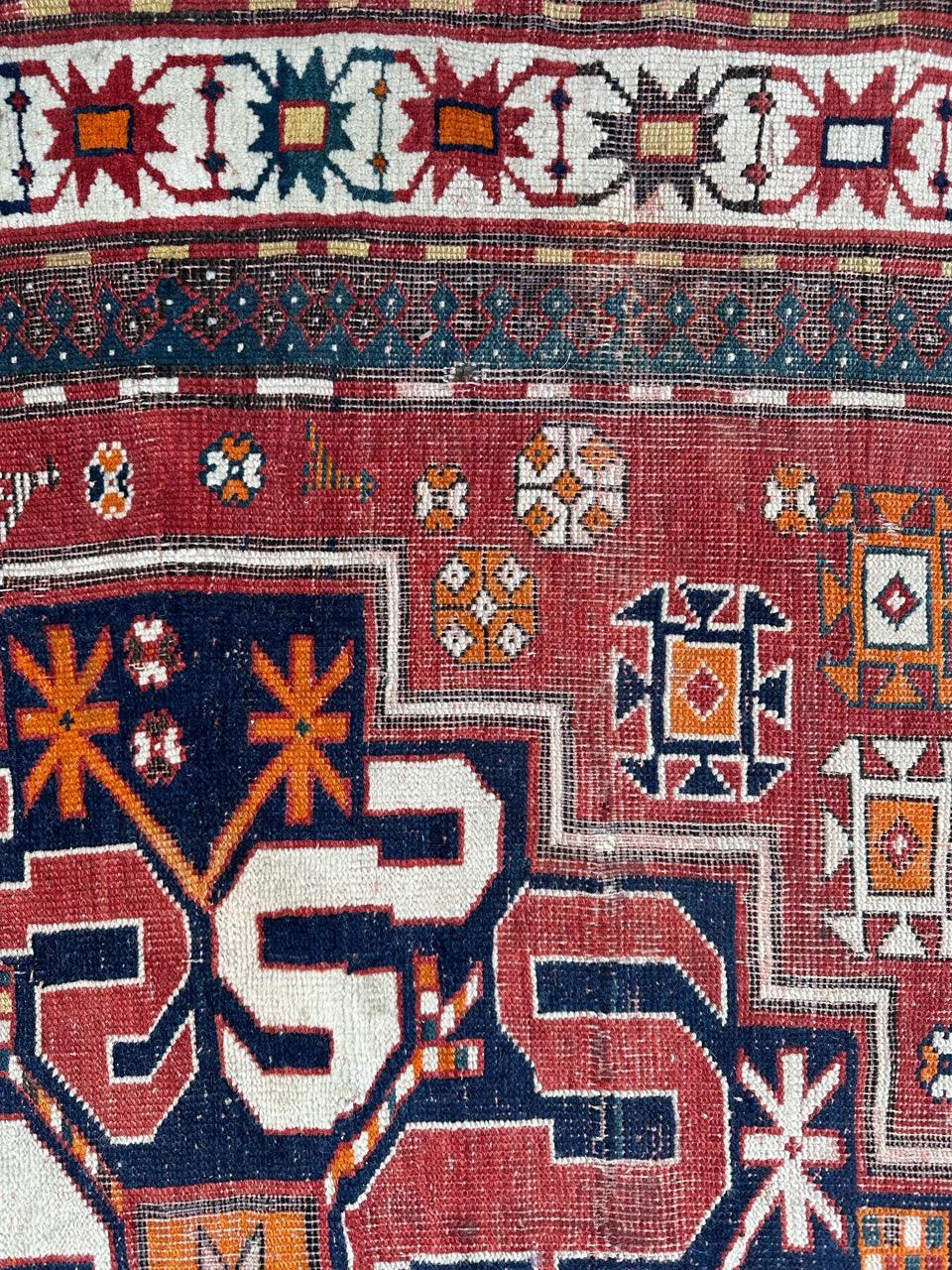 Bellissimo tappeto Kazak Chelaband antico e consumato in vendita 5