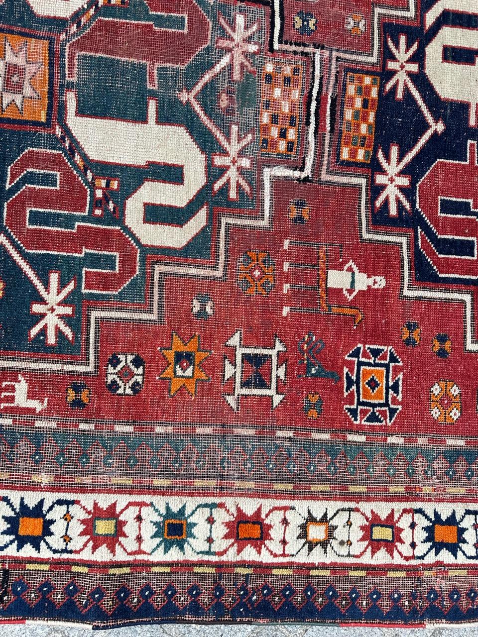 Bellissimo tappeto Kazak Chelaband antico e consumato in vendita 11