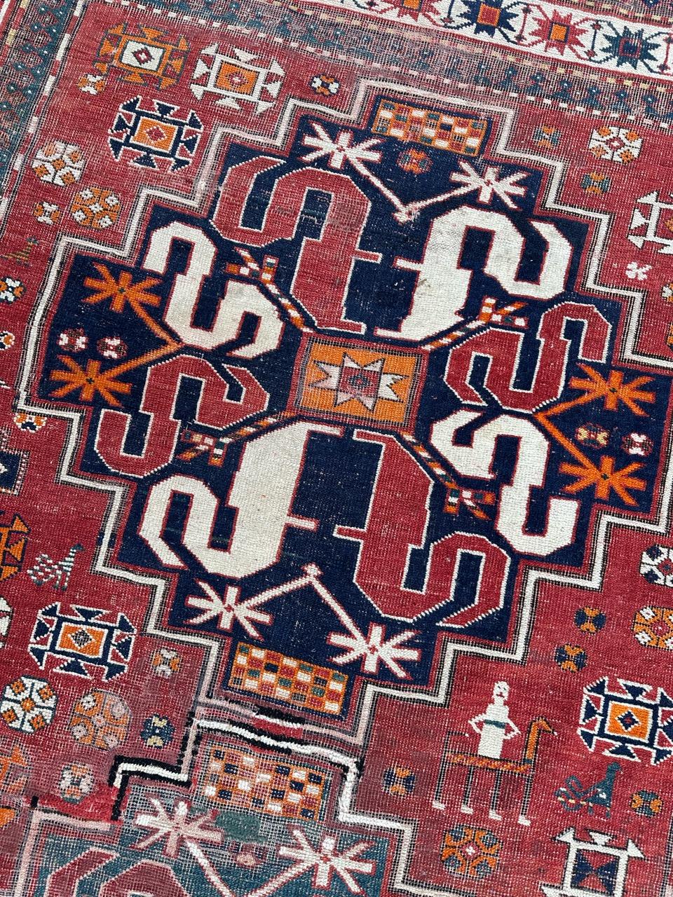 Bellissimo tappeto Kazak Chelaband antico e consumato In condizioni deteriorate in vendita a Saint Ouen, FR