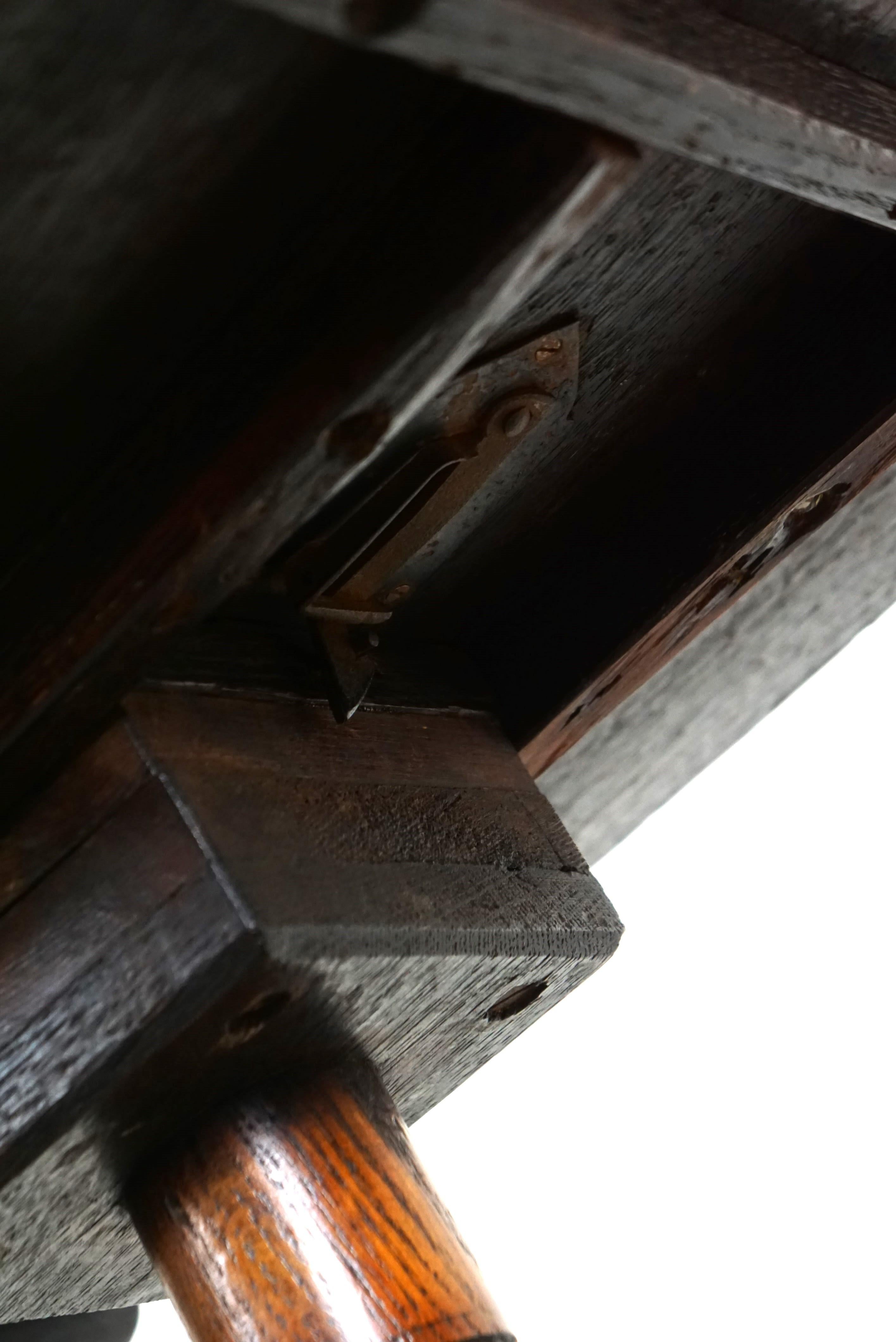 Nice antique English tilt-top table/side table with a square top For Sale 4