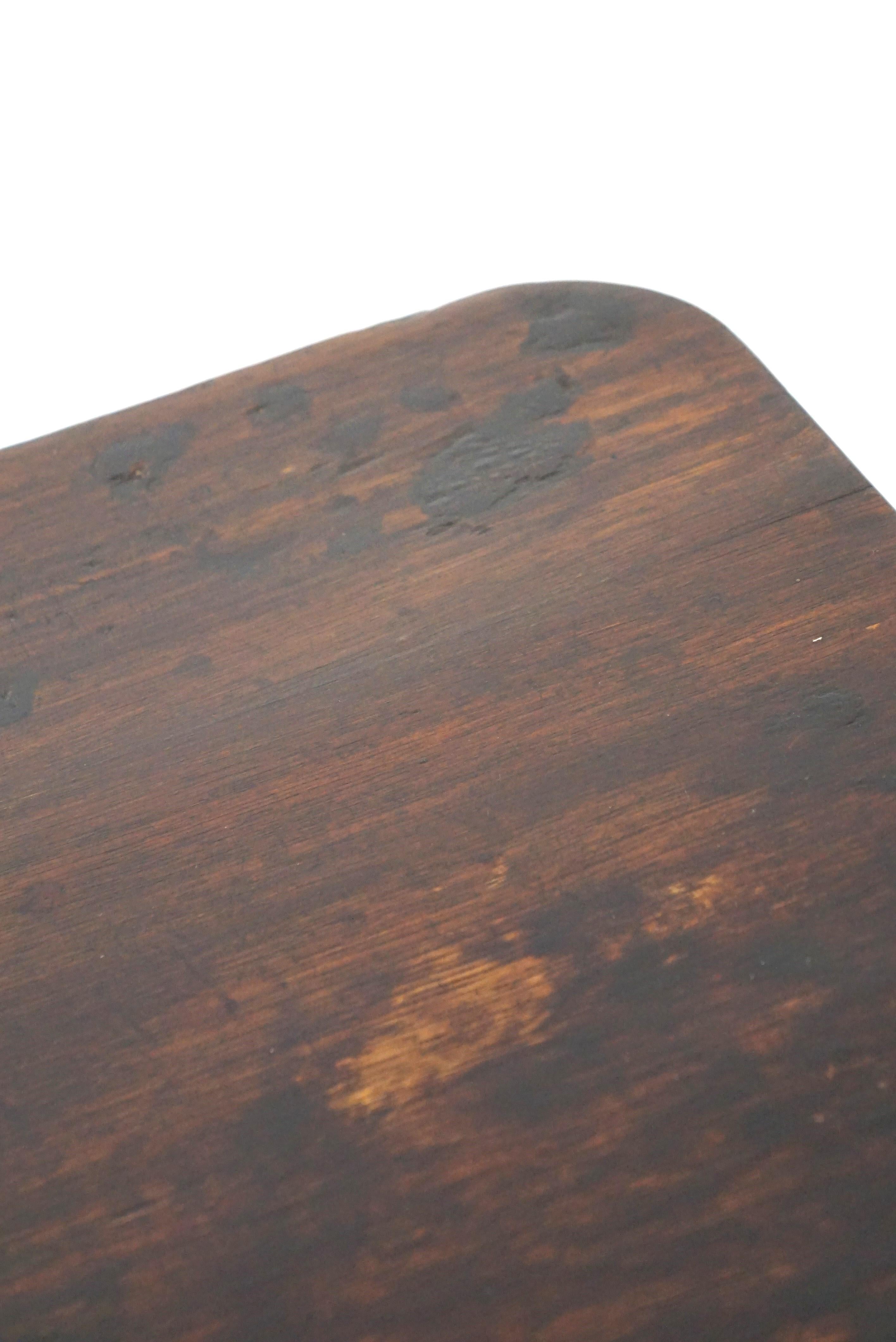 Nice antique English tilt-top table/side table with a square top For Sale 1