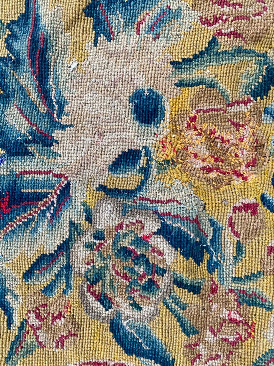 Beautiful little tapestry with a nice design and beautiful natural colors, entirely hand embroidered with needlepoint method with wool and silk.