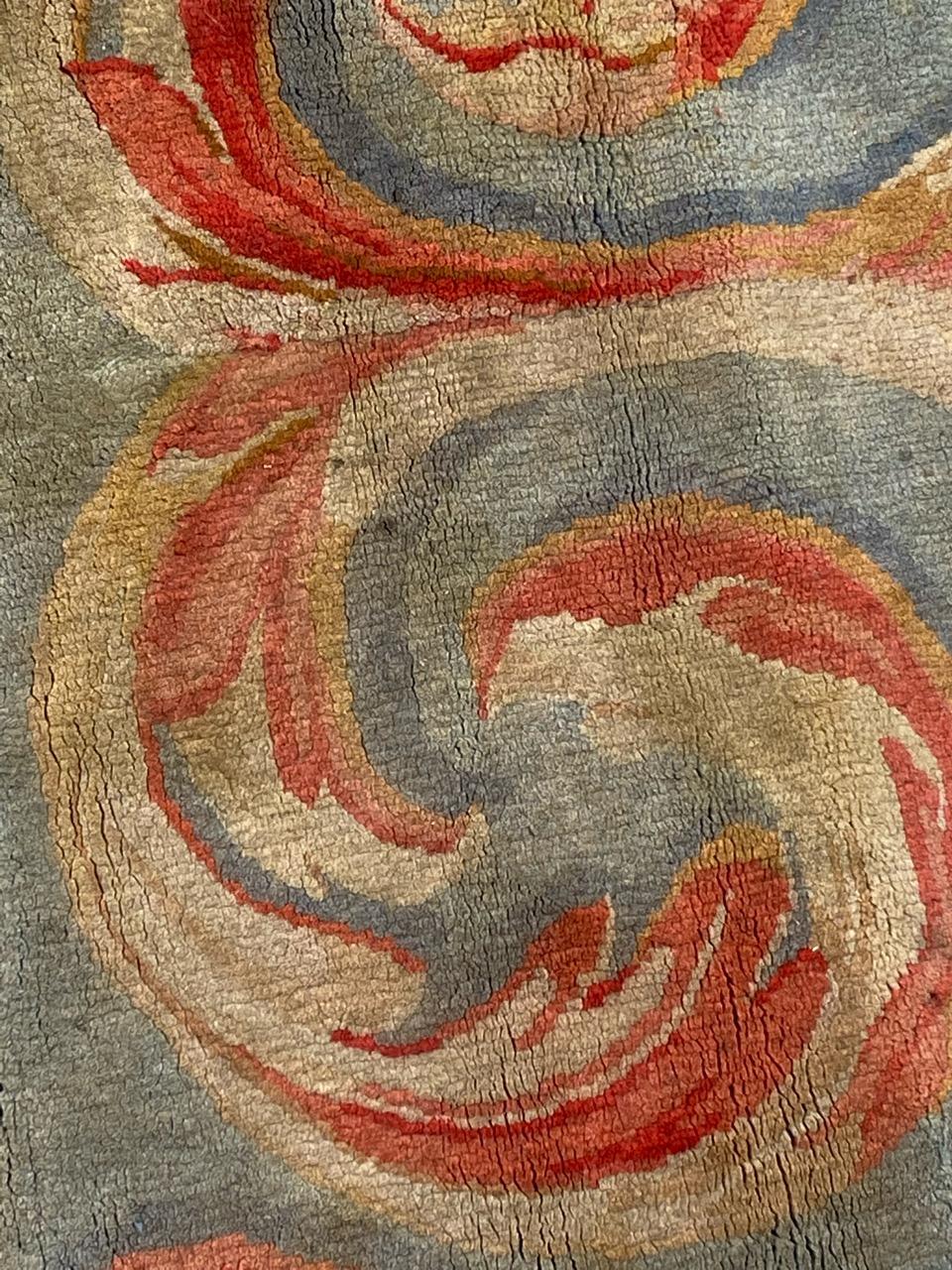 Nice Antique French Savonnerie Fragment Rug In Fair Condition In Saint Ouen, FR