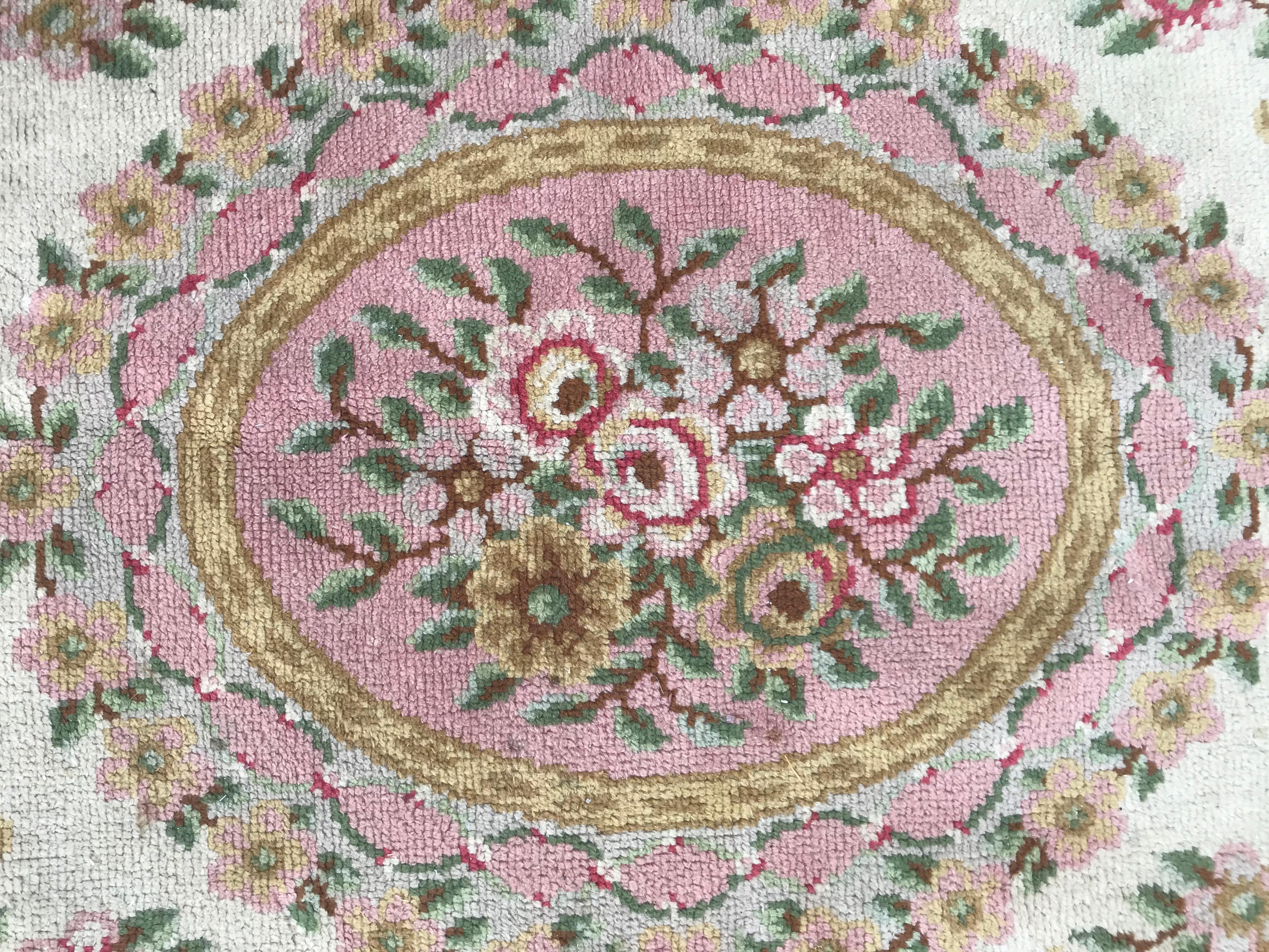 Nice Antique Knotted Aubusson Rug In Good Condition In Saint Ouen, FR