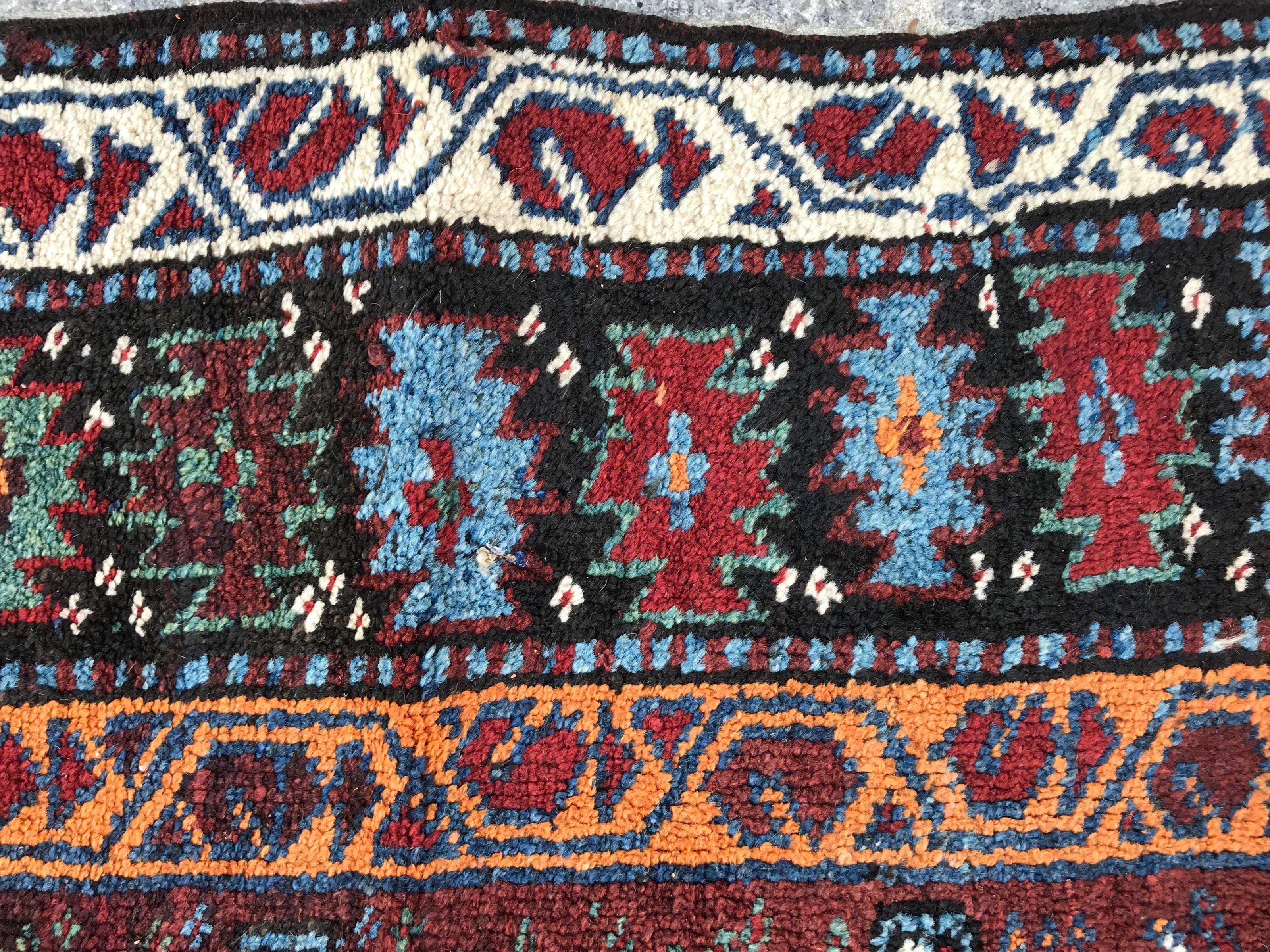 Nice Antique Kurdish Kazak Rug In Good Condition For Sale In Saint Ouen, FR