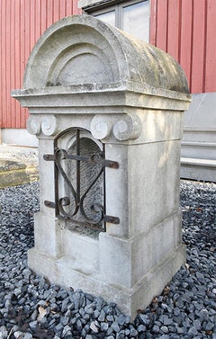 Nice Antique Niche, 19th Century