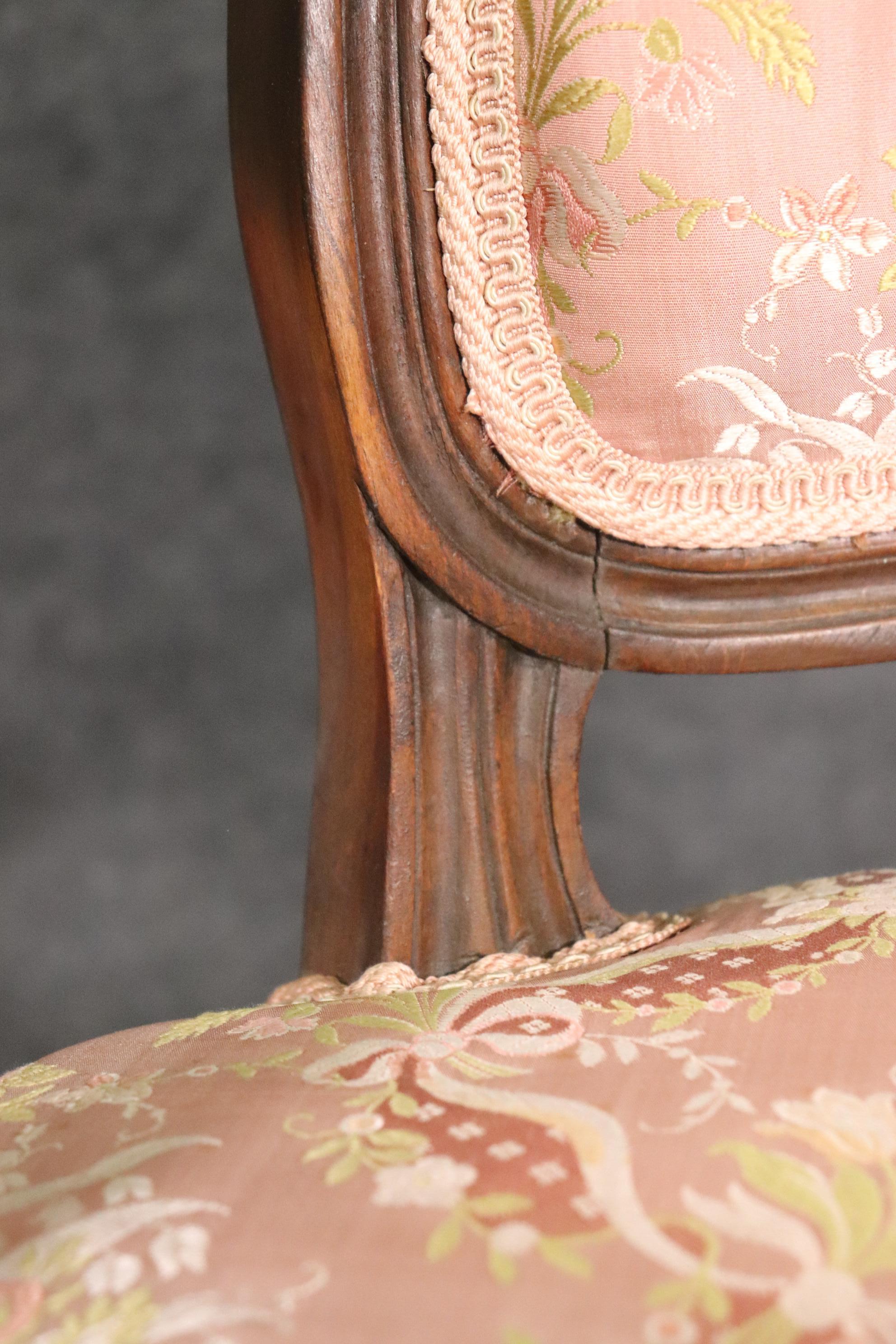 Belle paire de fauteuils anciens Fench Louis XV Fauteuils en vente 6