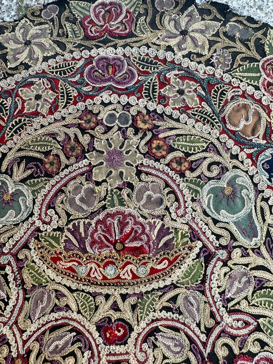 Bonito bordado antiguo Rashti Douzi de Bobyrug 8
