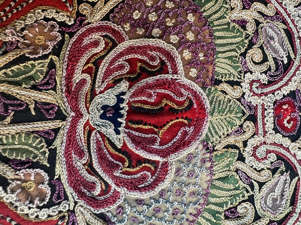 Bobyrug’s Nice antique Rashti Douzi embroidery For Sale 11