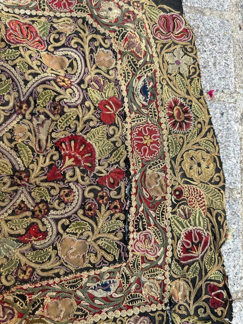 Asian Bobyrug’s Nice antique Rashti Douzi embroidery For Sale
