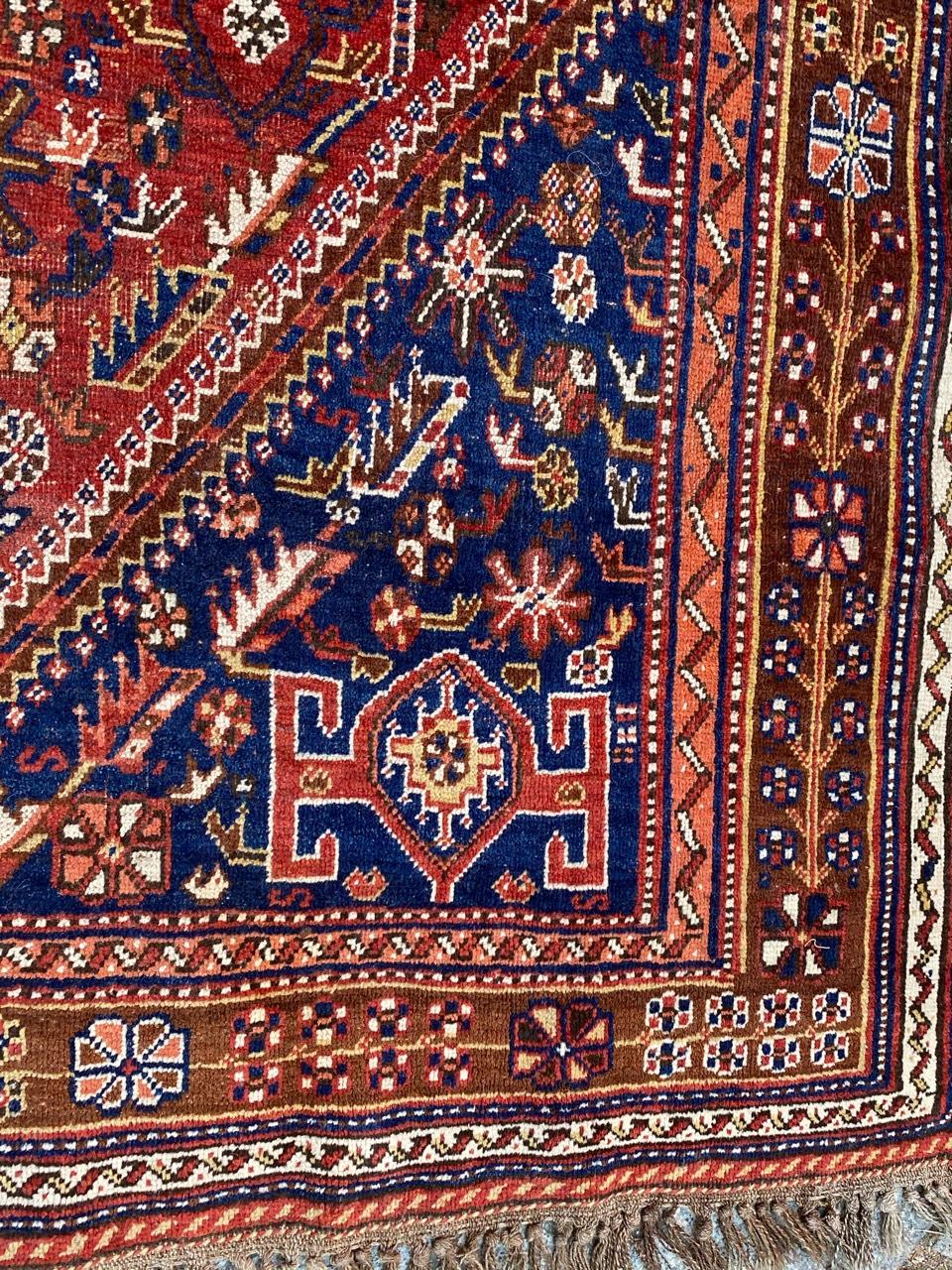 Bobyrug’s Nice Antique Shiraz Rug In Good Condition For Sale In Saint Ouen, FR