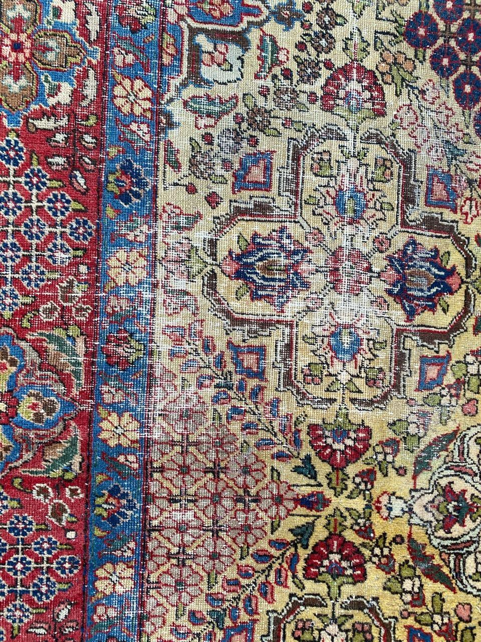 Bobyrug's Schöner Antiker Täbriz-Teppich im Zustand „Relativ gut“ im Angebot in Saint Ouen, FR