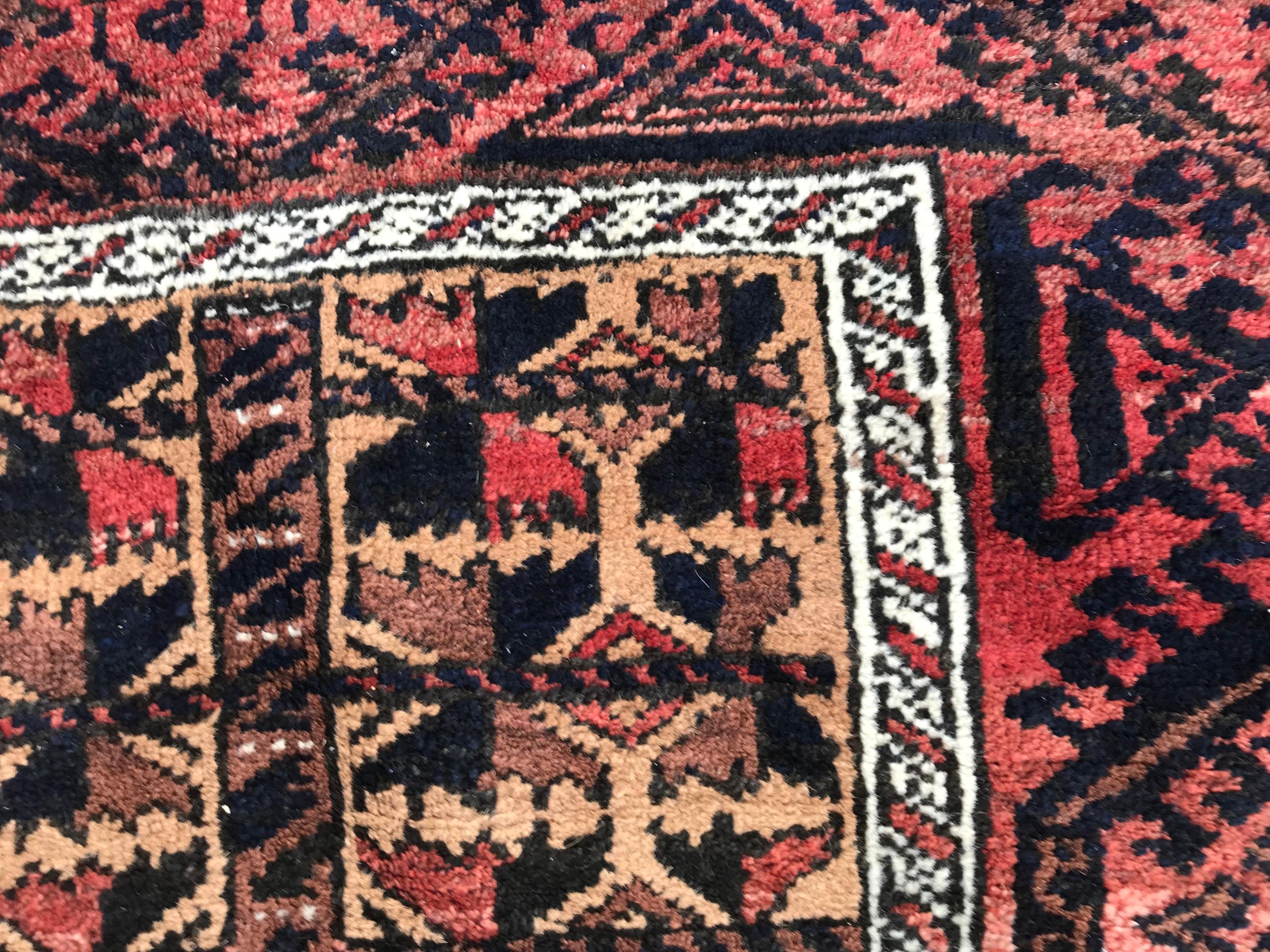 Antiker Stammes-Balutch-Teppich, (20. Jahrhundert) im Angebot