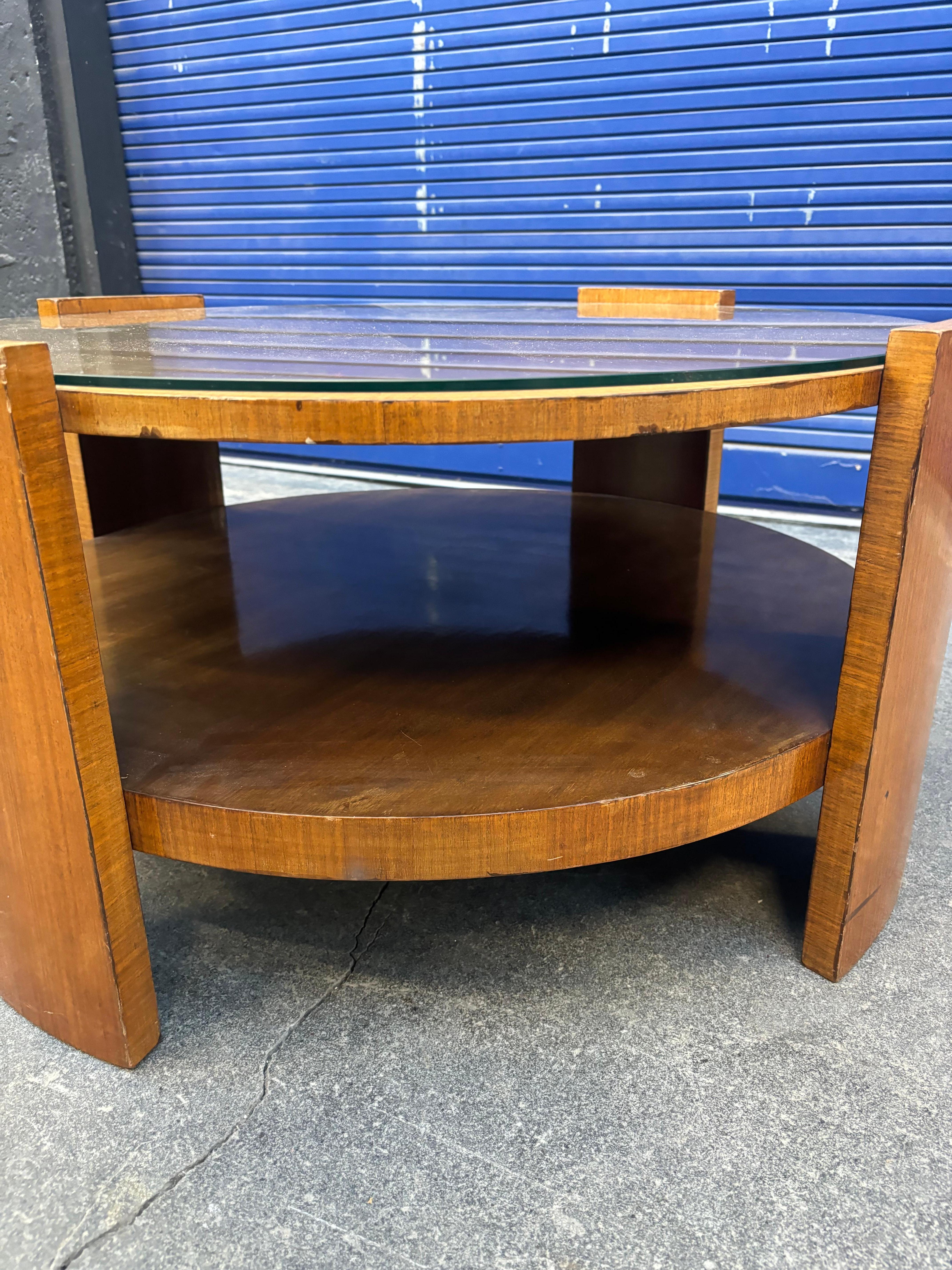 Belle table basse circulaire de Jacques Adnet en vente 6