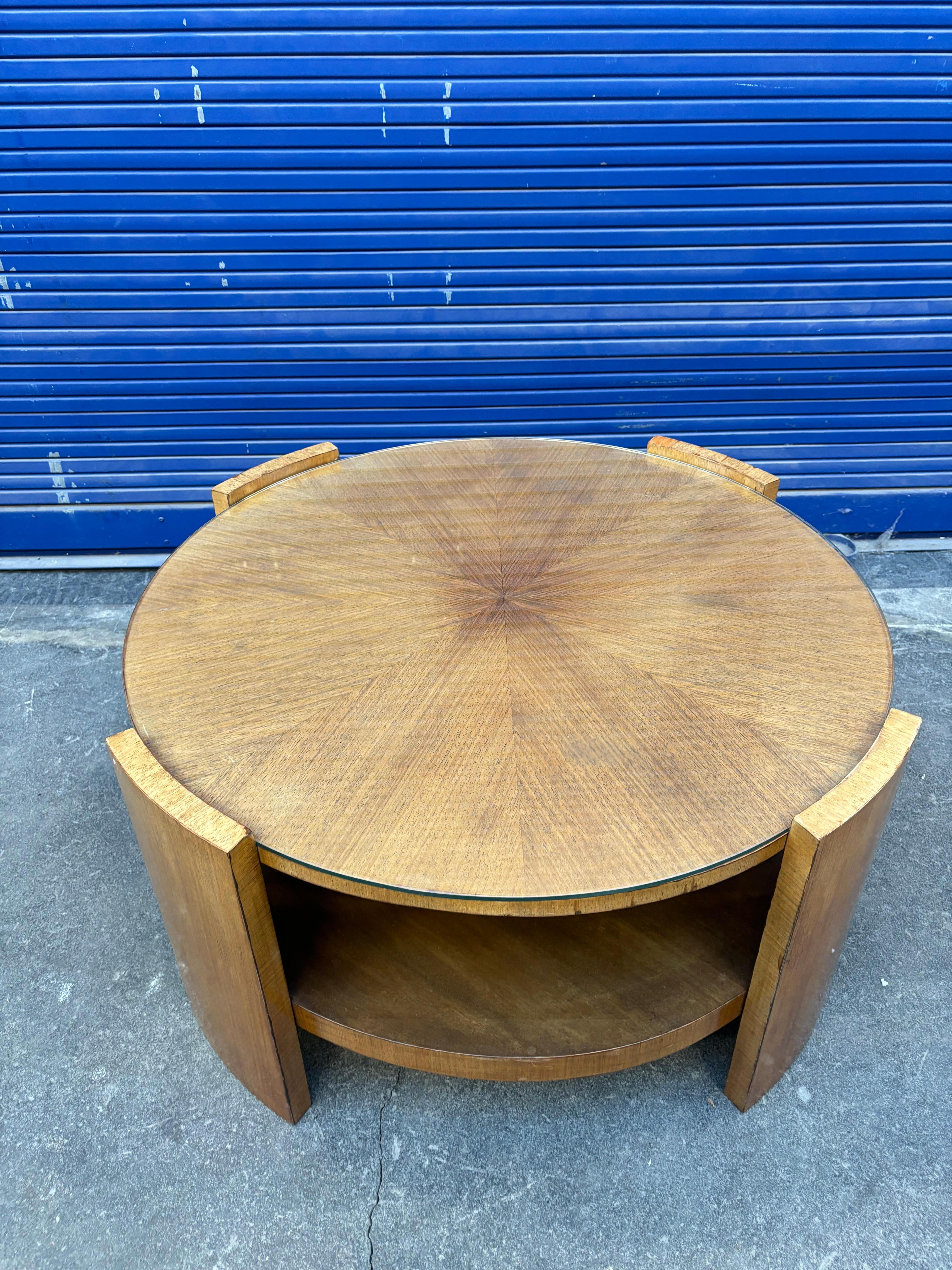 Belle table basse circulaire de Jacques Adnet Bon état - En vente à SAINT-OUEN-SUR-SEINE, FR