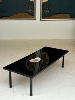 Schöner Couchtisch von Philippe Barbier aus Lack mit Amethyst-Intarsien