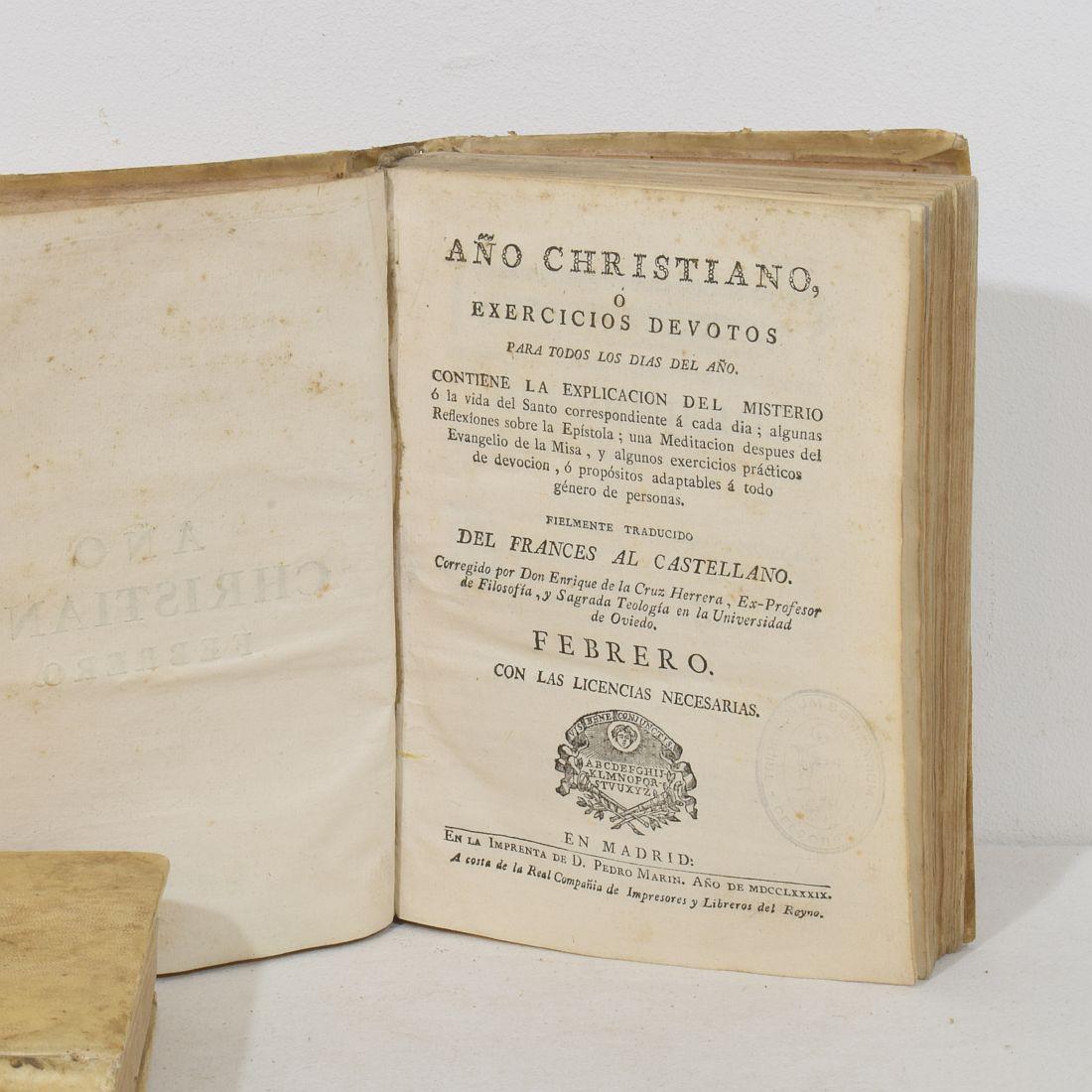 Nice Collection of 18th/ 19th Century Weathered Spanish Vellum Books For Sale 14