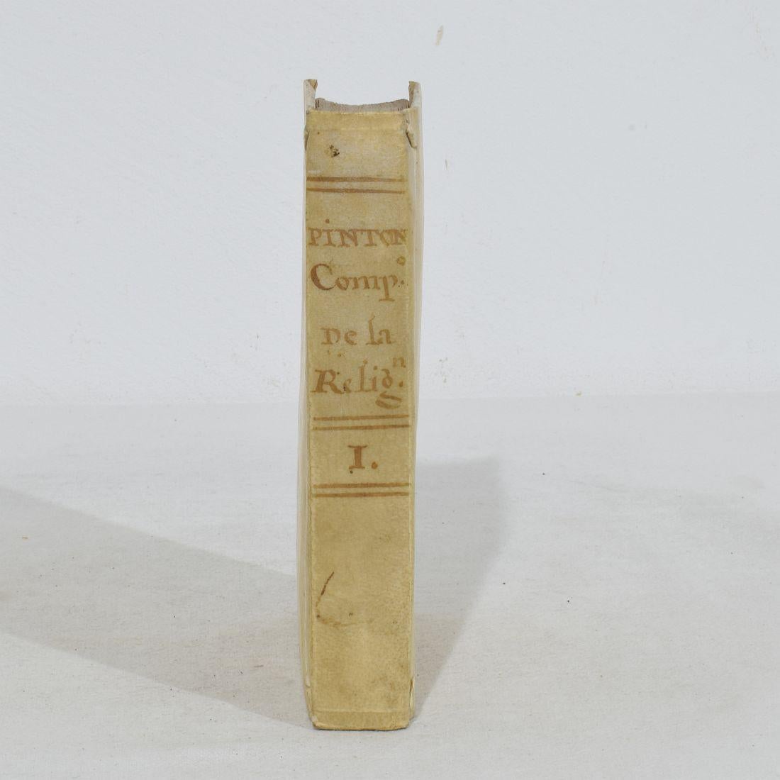 The Collective of 18th Century Weathered Spanish Vellum Books (Livres en Vellum espagnol du 18ème siècle) en vente 7