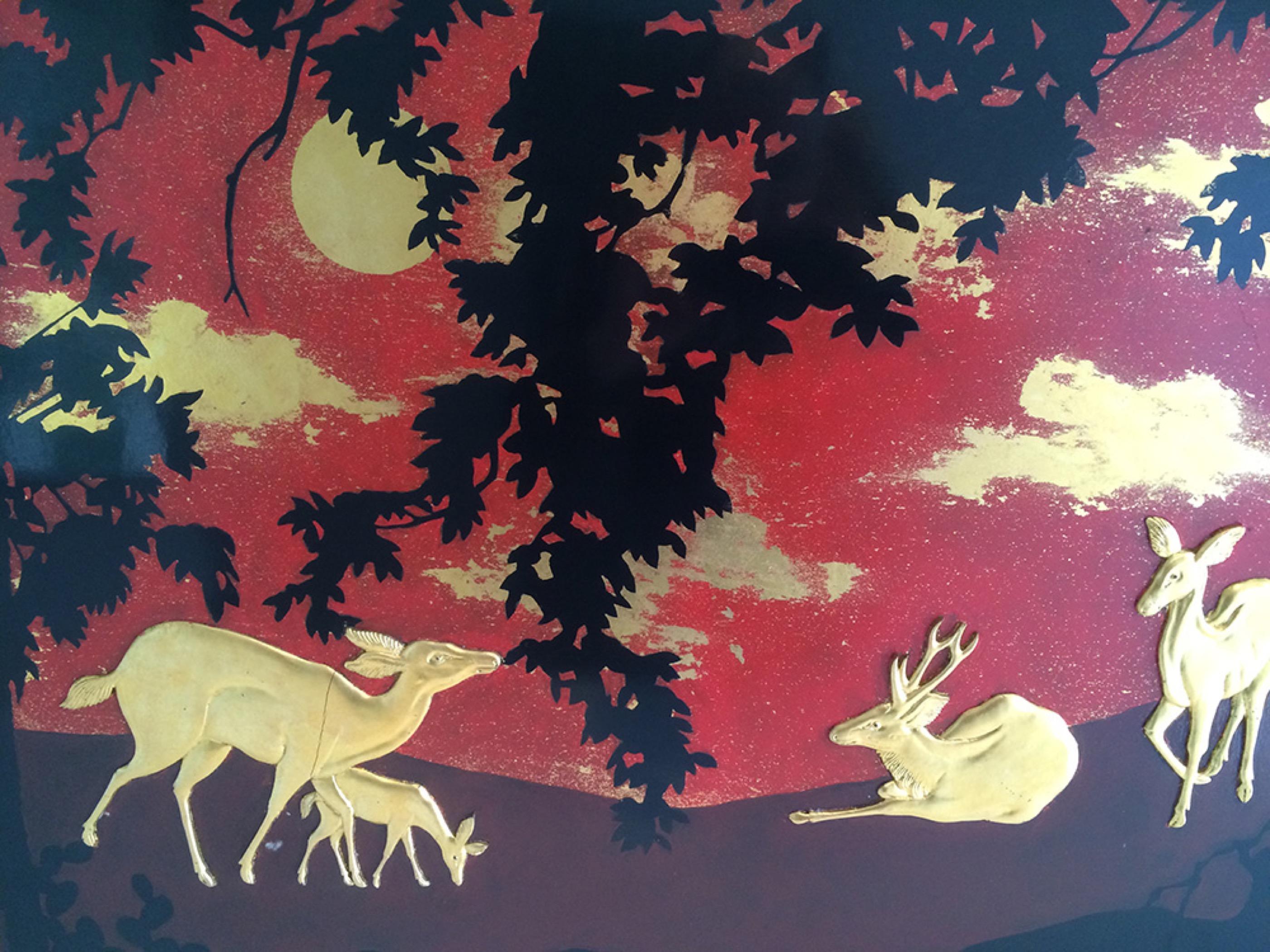 French Nice Decorative Lacquered Panel depicting a Deer and Hinds in Décor, circa 1950