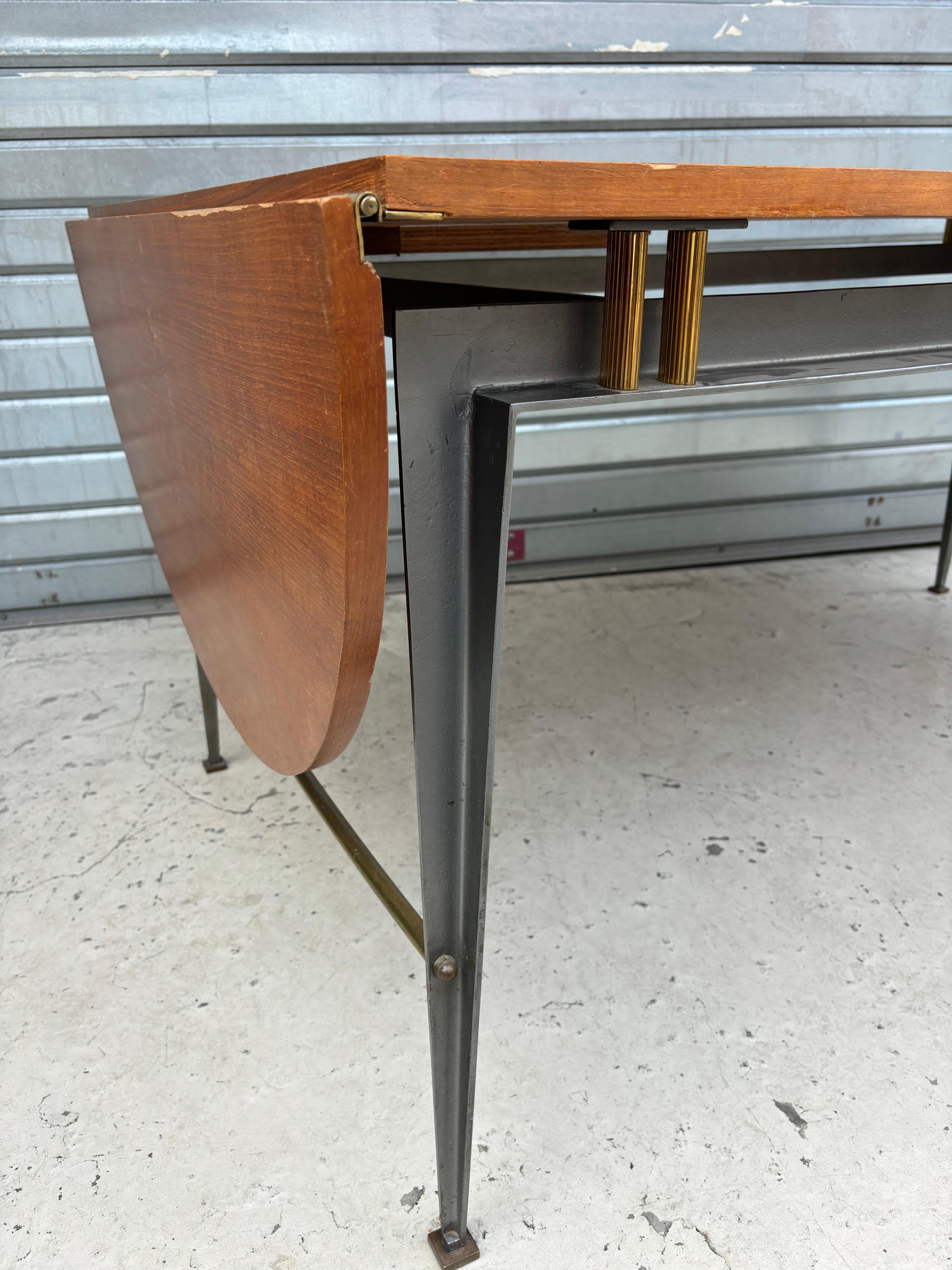 Bonita mesa de comedor atribuida a Jules Leleu en venta 4