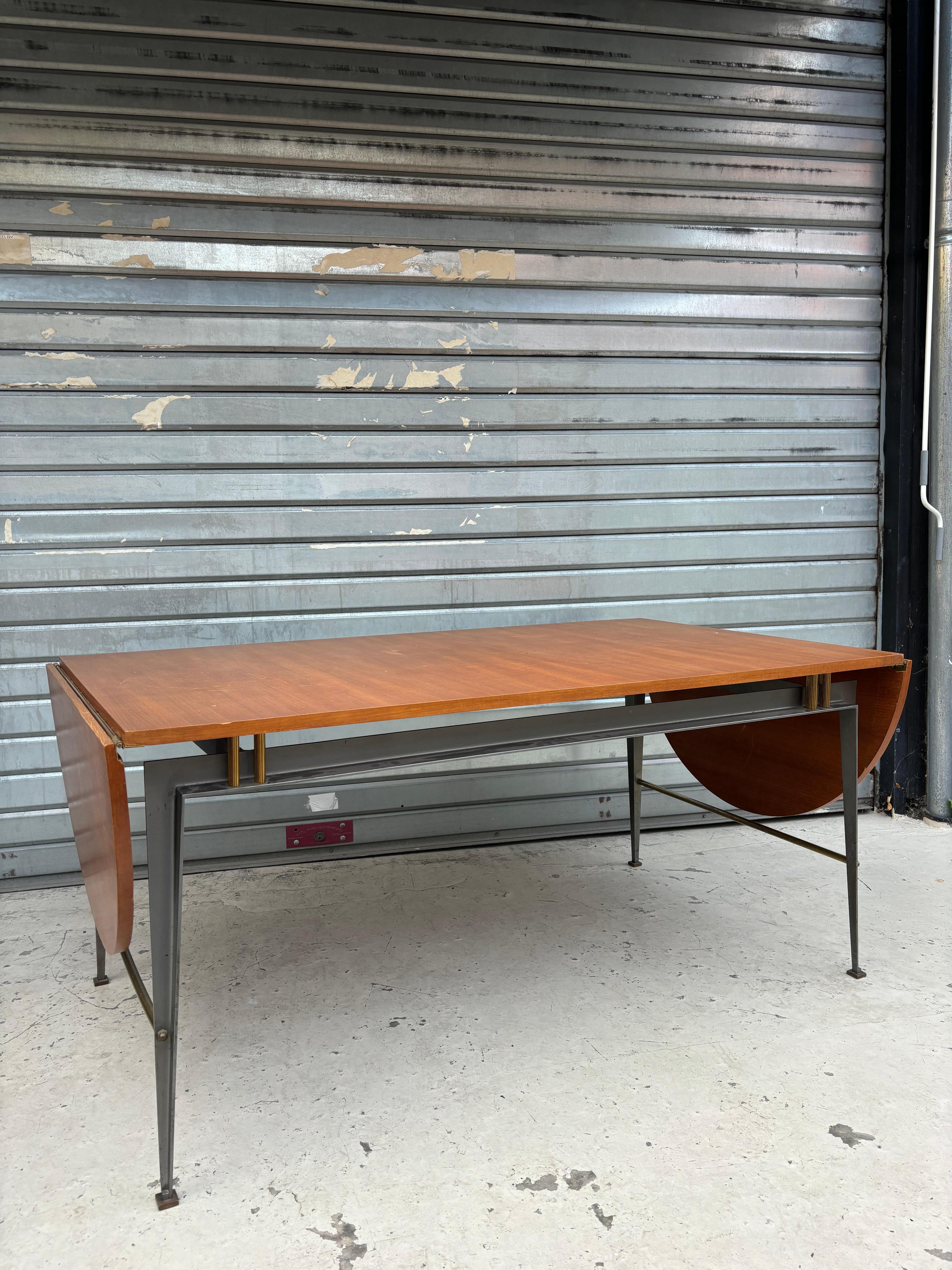 Bonita mesa de comedor atribuida a Jules Leleu en venta 2