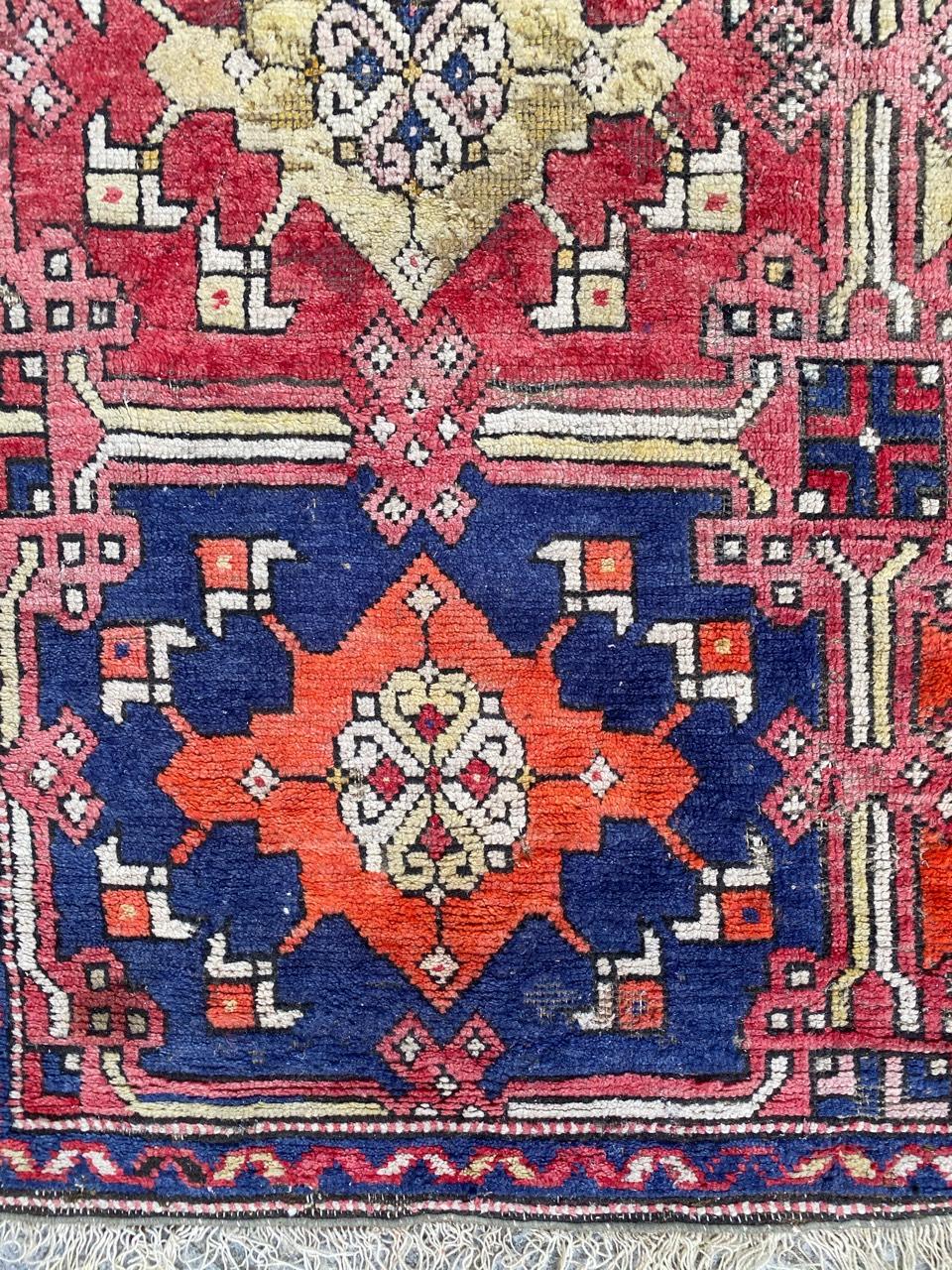 Oushak Bobyrug’s Nice Early 20th Century Turkish Smyrne Rug For Sale