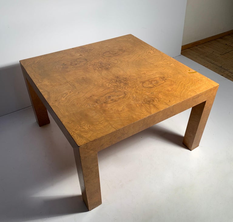 Nice Early Milo Baughman Burl Coffee or Side End Parsons Table In Good Condition For Sale In Chicago, IL