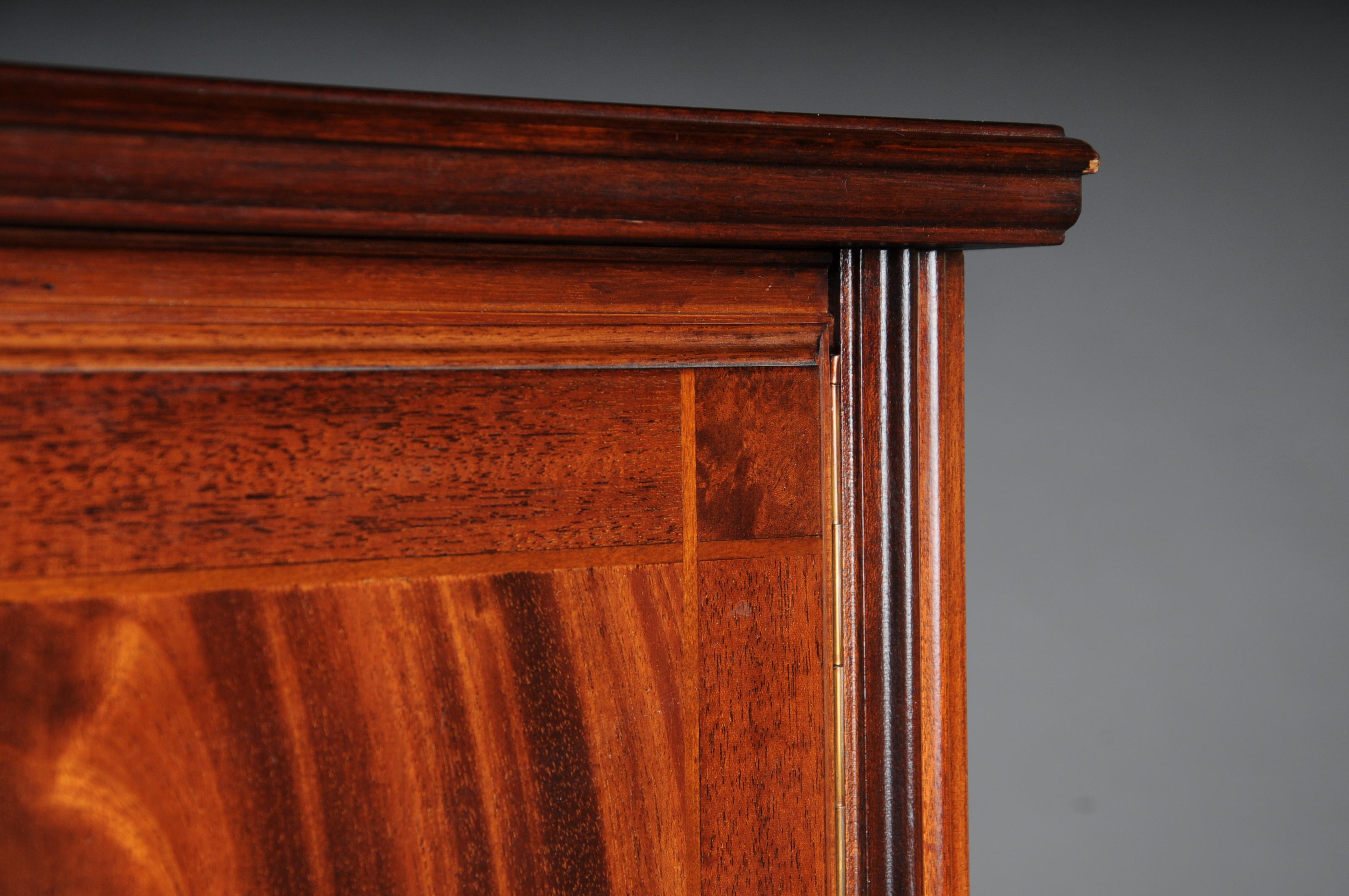 Bella credenza / cassettiera inglese, XX secolo in vendita 2