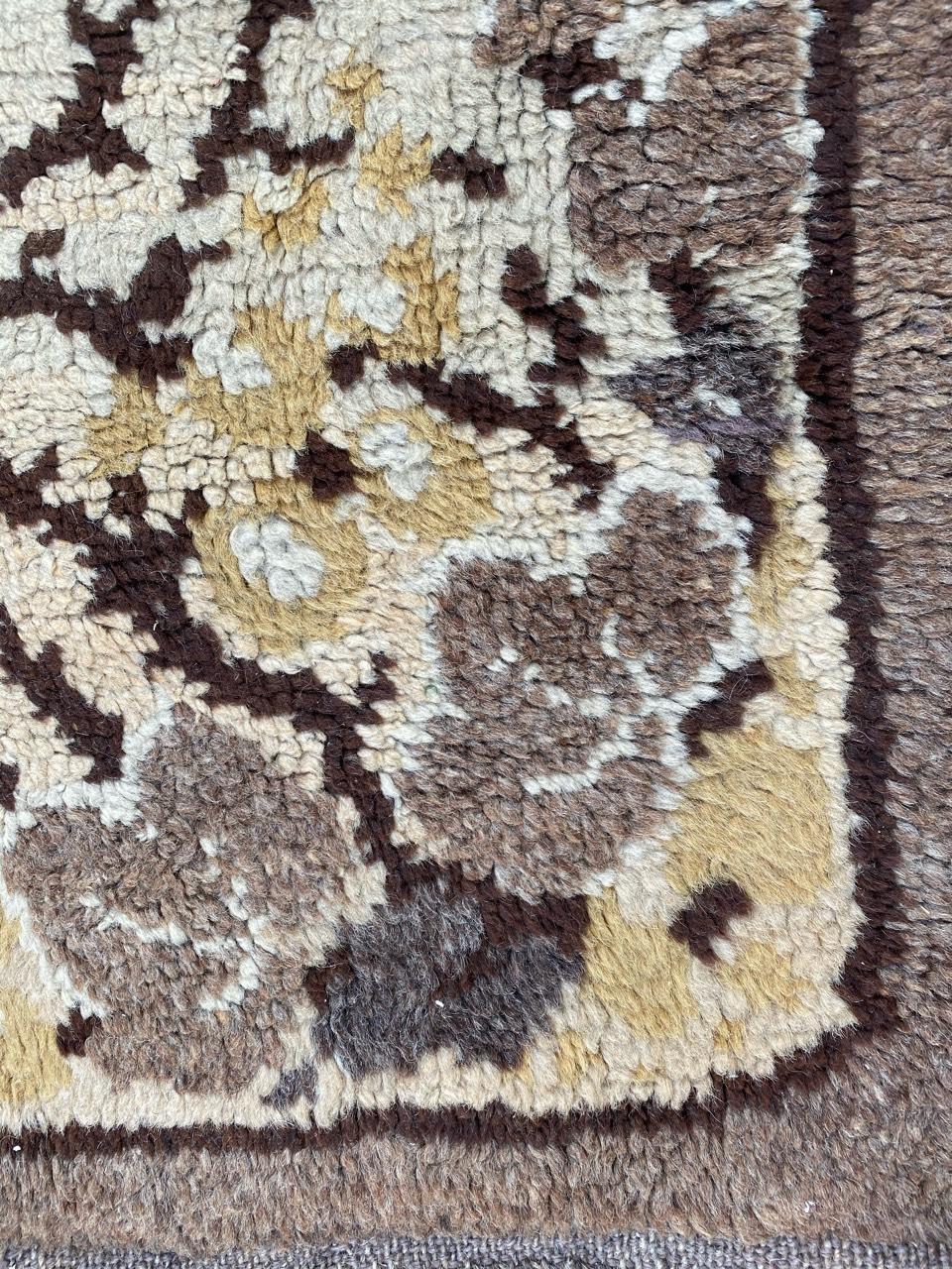 Bonita alfombra Art Déco europea de Bobyrug Anudado a mano en venta