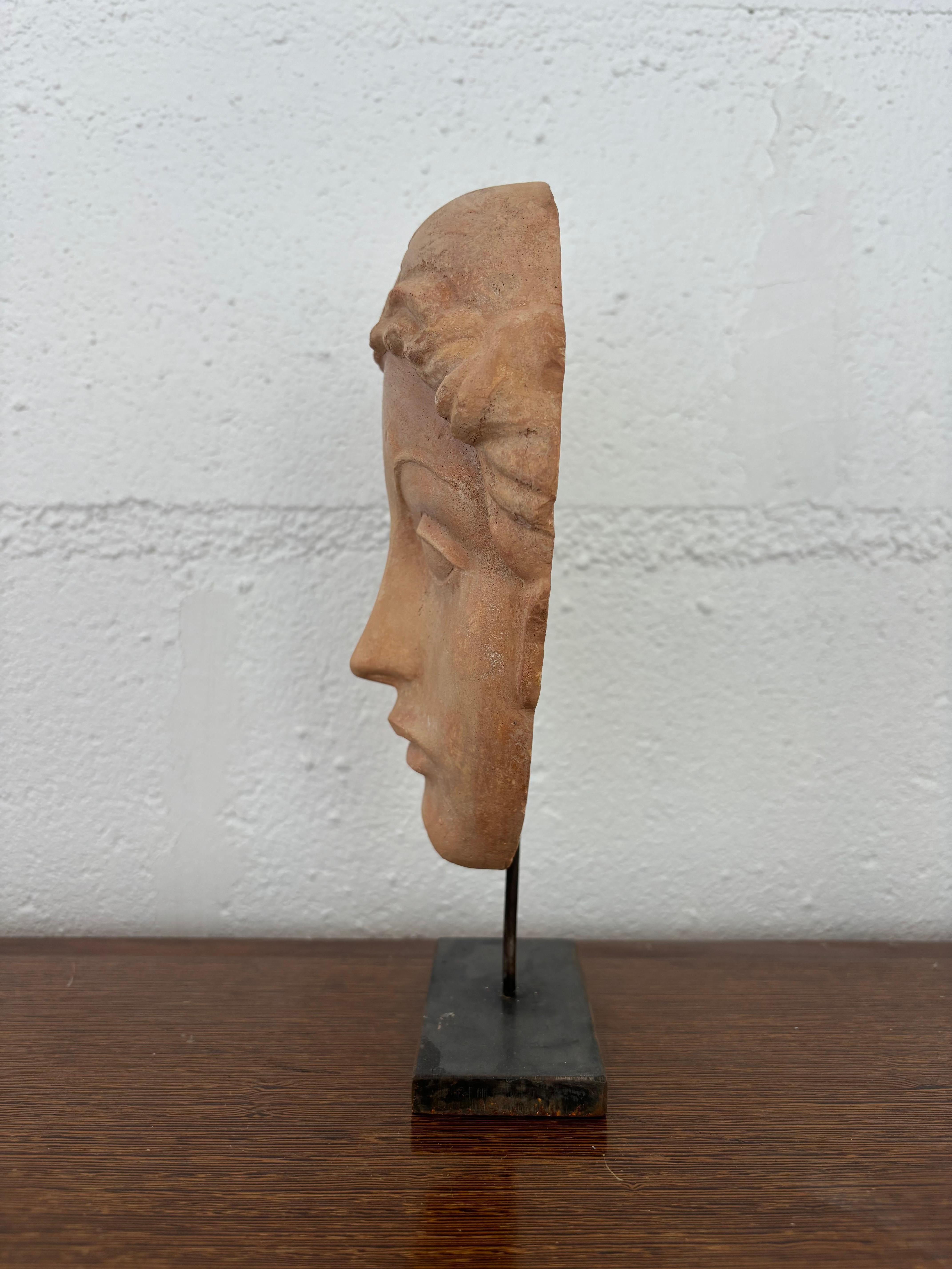 Nice face attributed to Vadim Androusov en vente 5