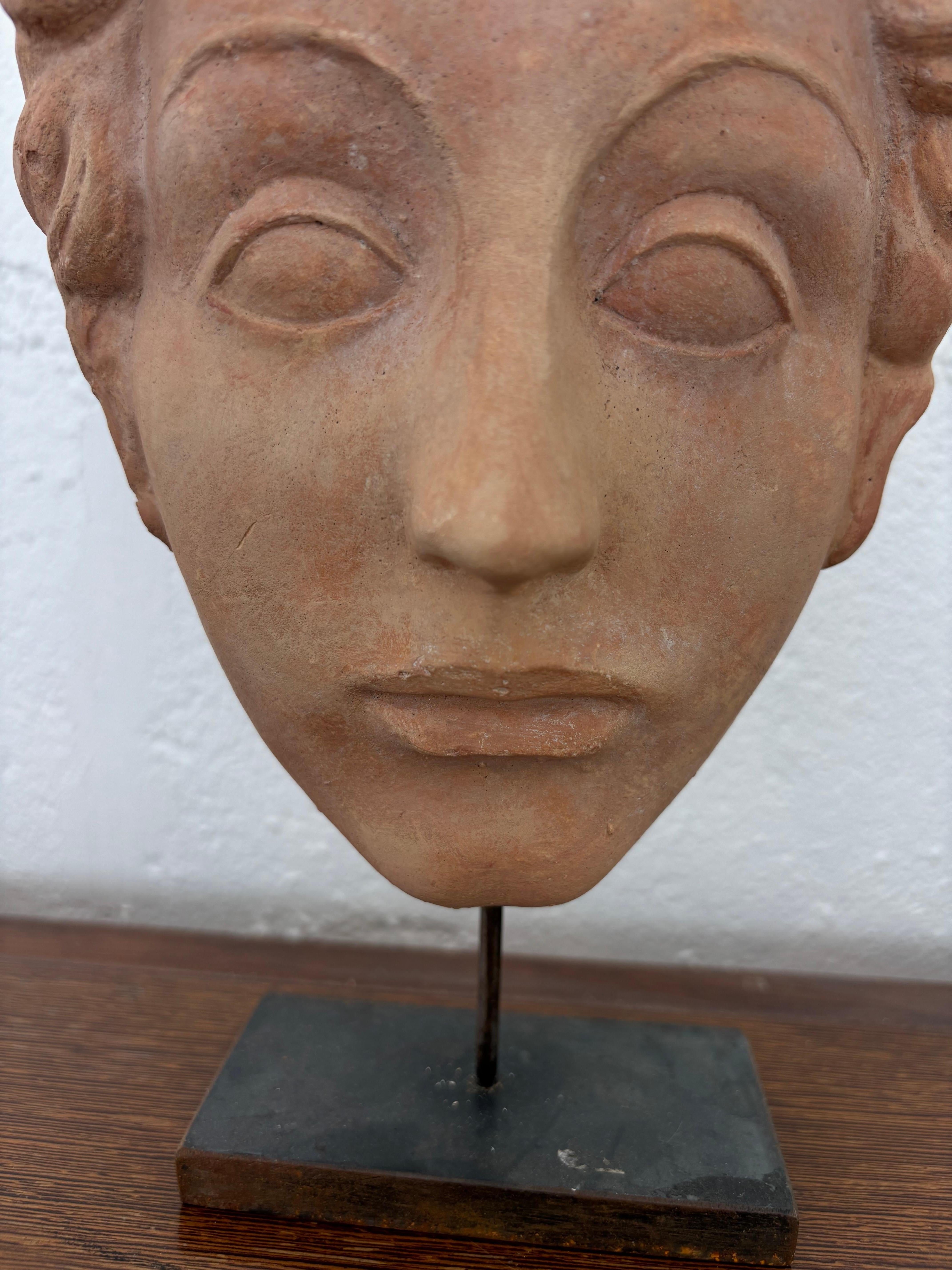 Nice face attributed to Vadim Androusov en vente 2