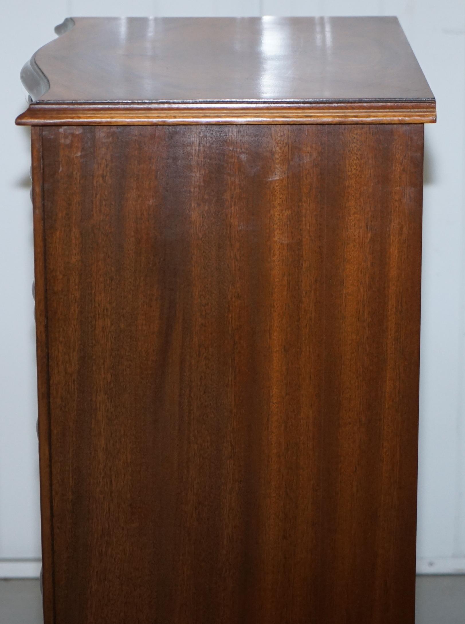 Nice Flamed Hardwood Bevan Funnell Serpentine Fronted Tall Boy Chest of Drawers 3