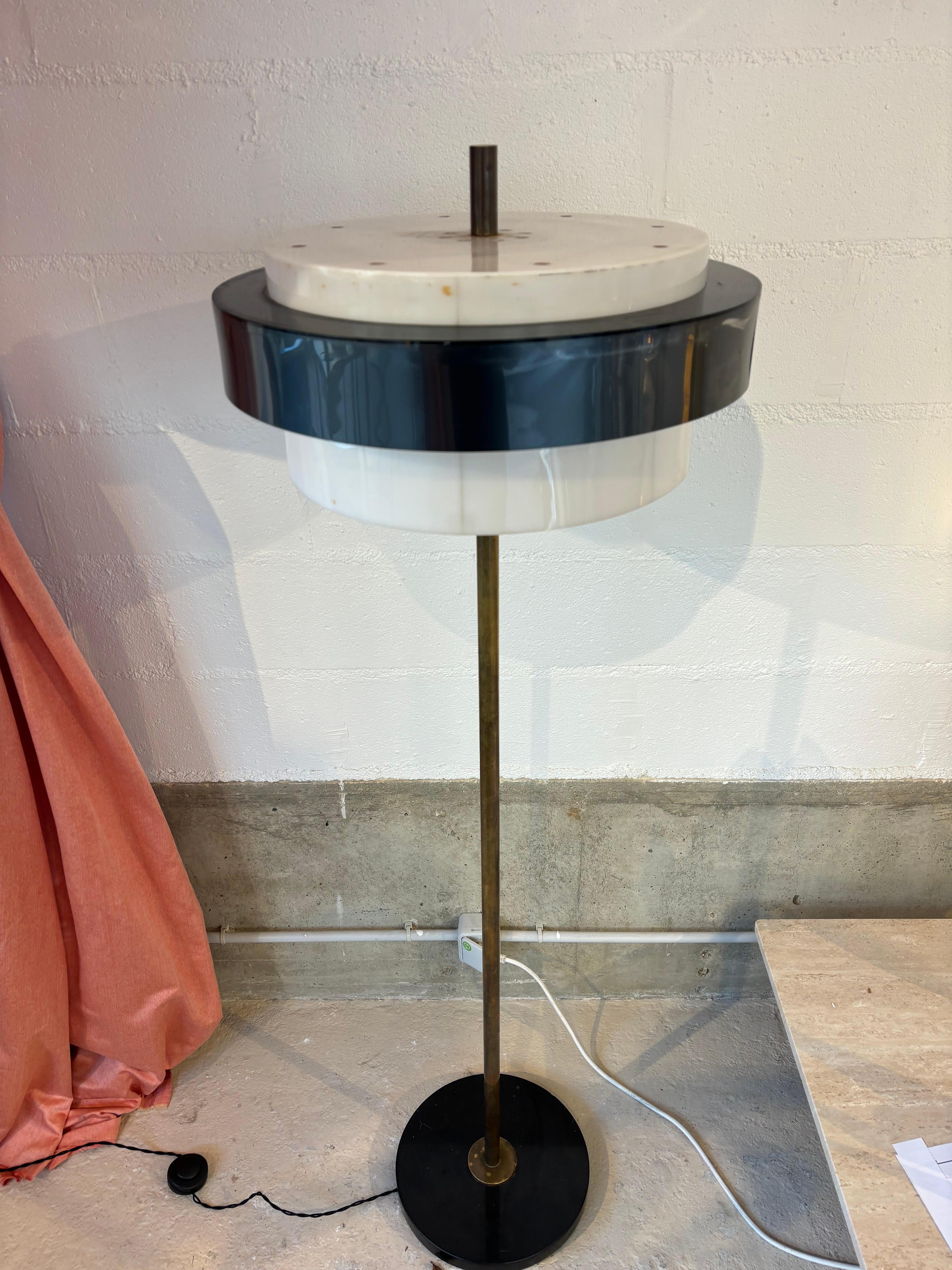 Bonita lámpara de pie 1960 en venta 11