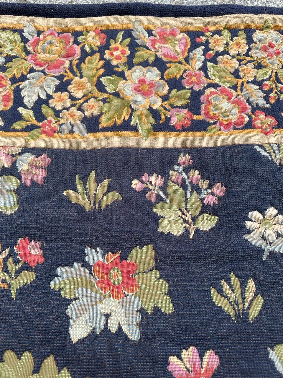 Schöner französischer Jacquard-Wandteppich im Aubusson-Stil im mittelalterlichen Design im Angebot 2