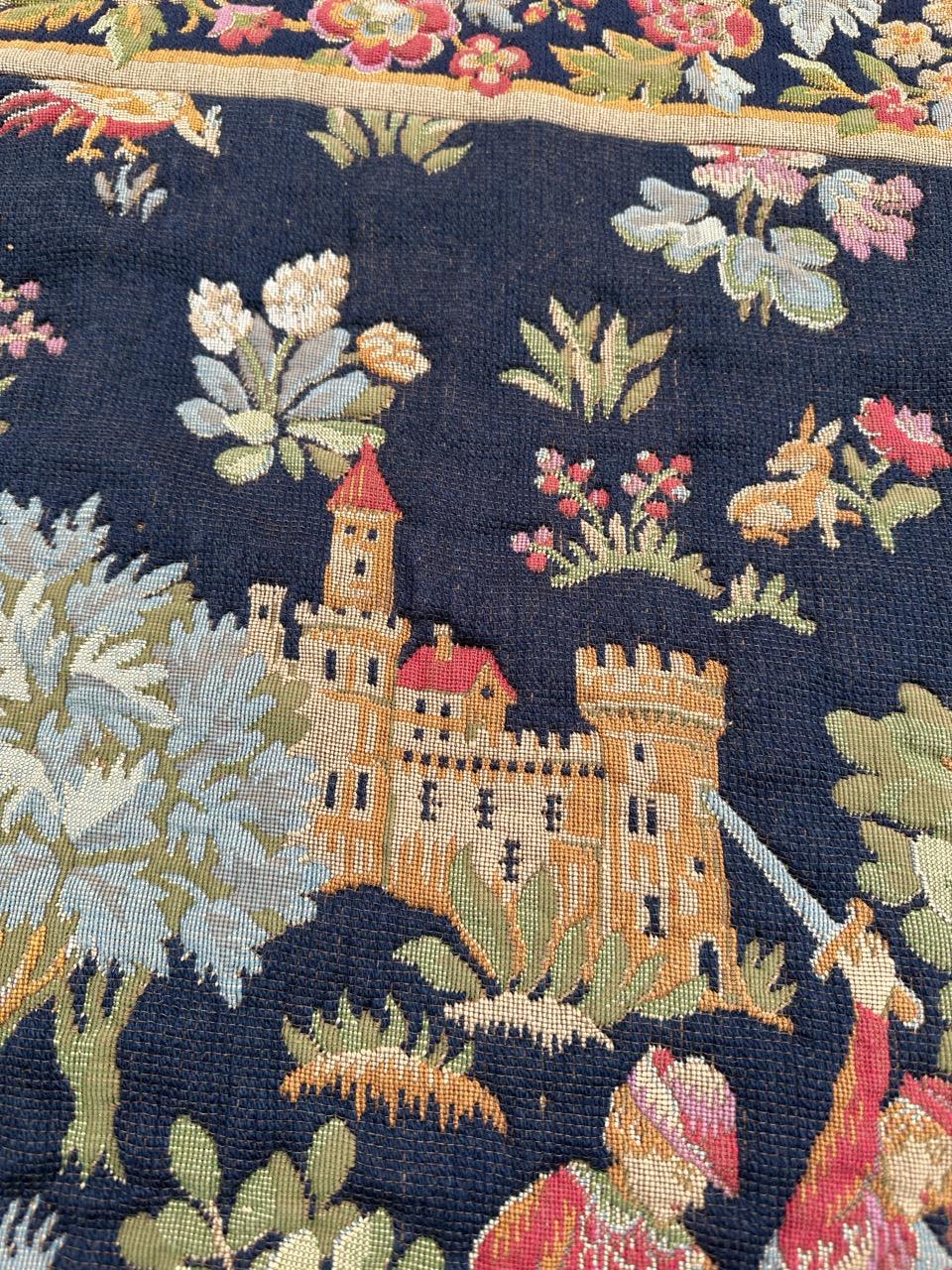 Schöner französischer Jacquard-Wandteppich im Aubusson-Stil im mittelalterlichen Design (Wolle) im Angebot