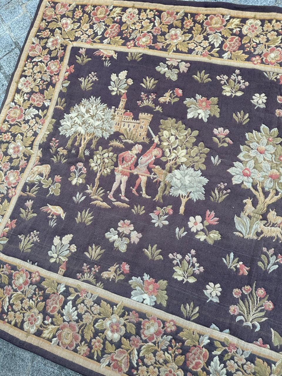 Bobyrug’s Nice French Aubusson Style Medieval Design Jaquar Tapestry In Good Condition For Sale In Saint Ouen, FR