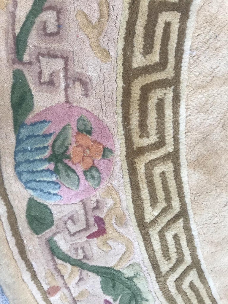 Nice Hand Tufted Round Chinese Hand Tufted Rug For Sale at 1stDibs