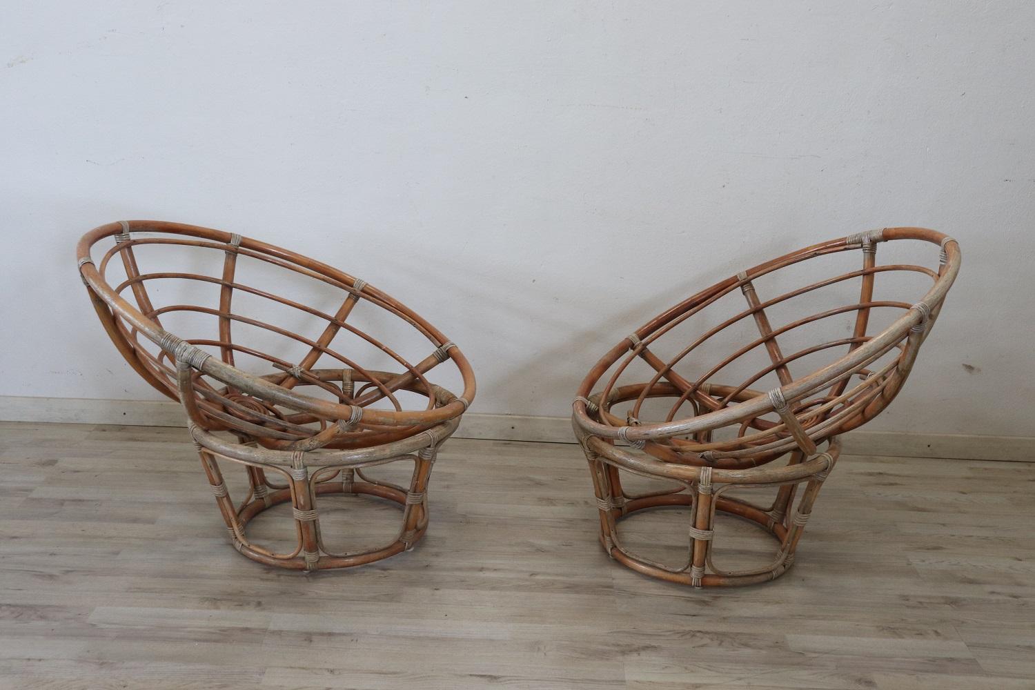 Bonito par de sillones artesanales de bambú de diseño italiano 4